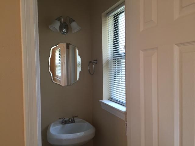 ELLIOTTS POINT - Residential Lease