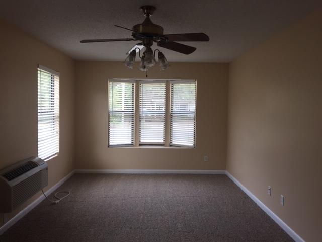 ELLIOTTS POINT - Residential Lease