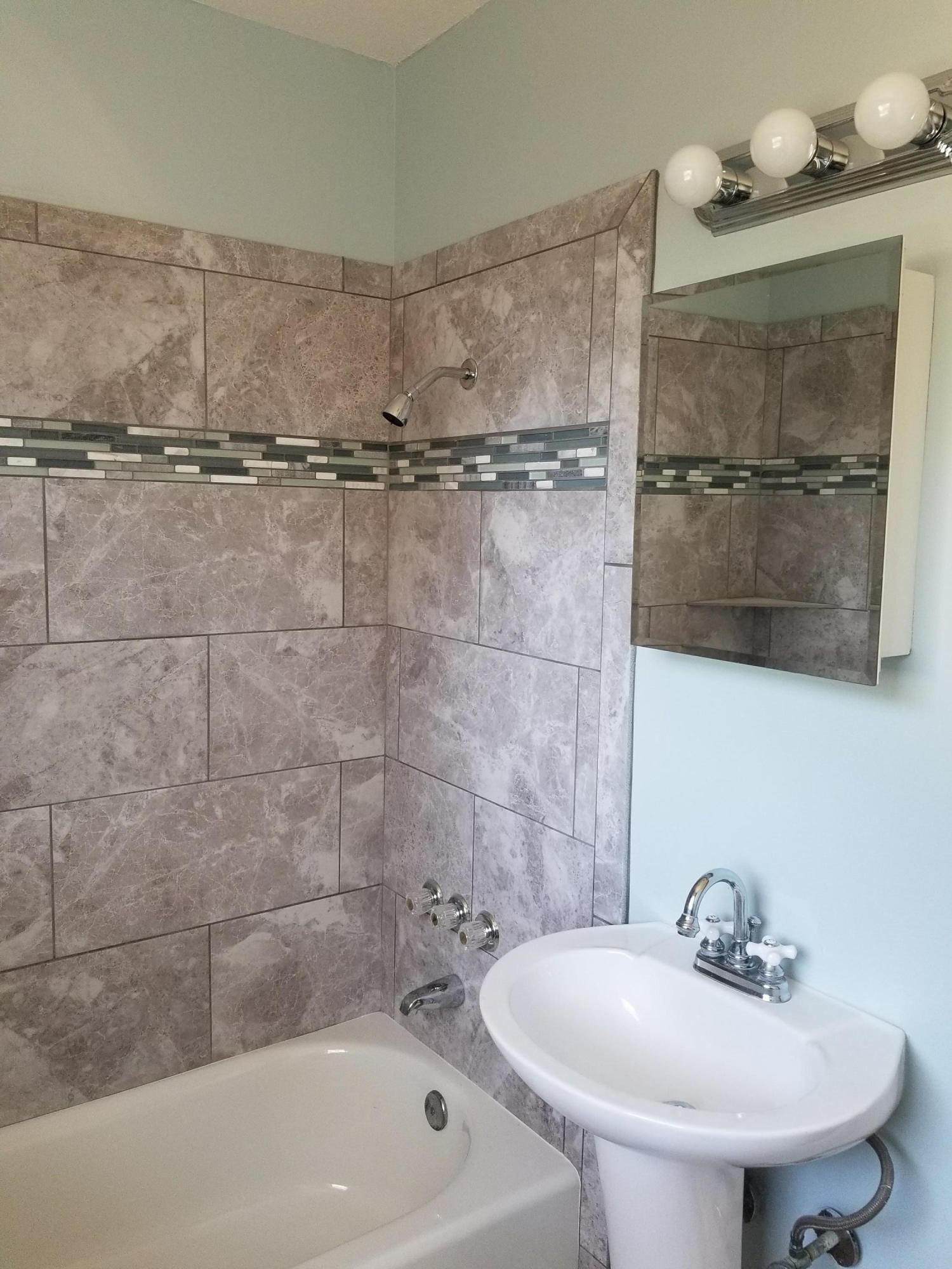 ELLIOTTS POINT - Residential Lease