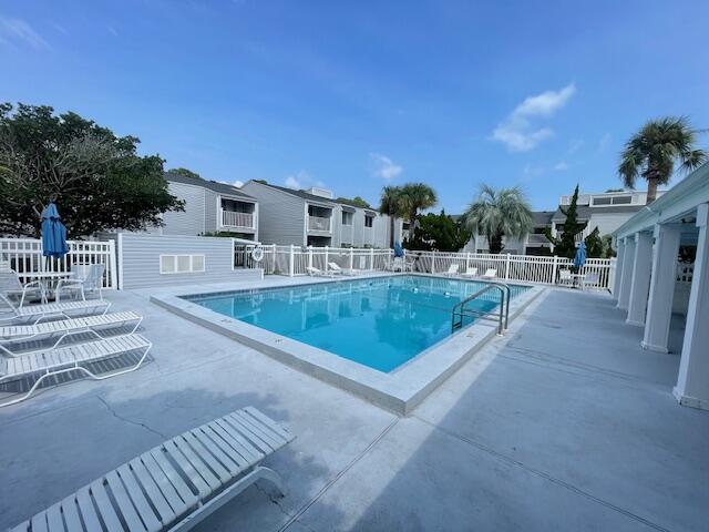 FINISTERRA CONDO - Residential Lease