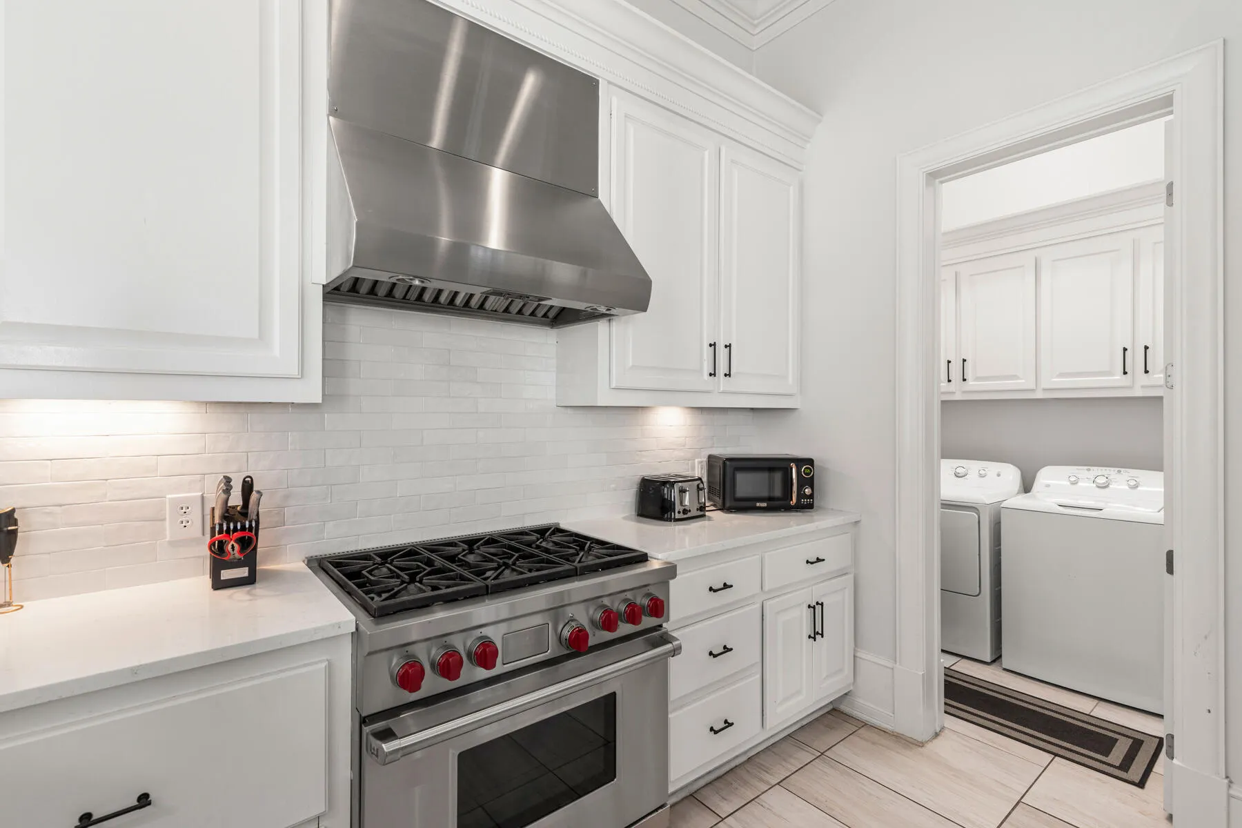 Santa Rosa Beach, Florida 32459, United States, 4 Bedrooms Bedrooms, ,5 BathroomsBathrooms,Residential,Active,253913