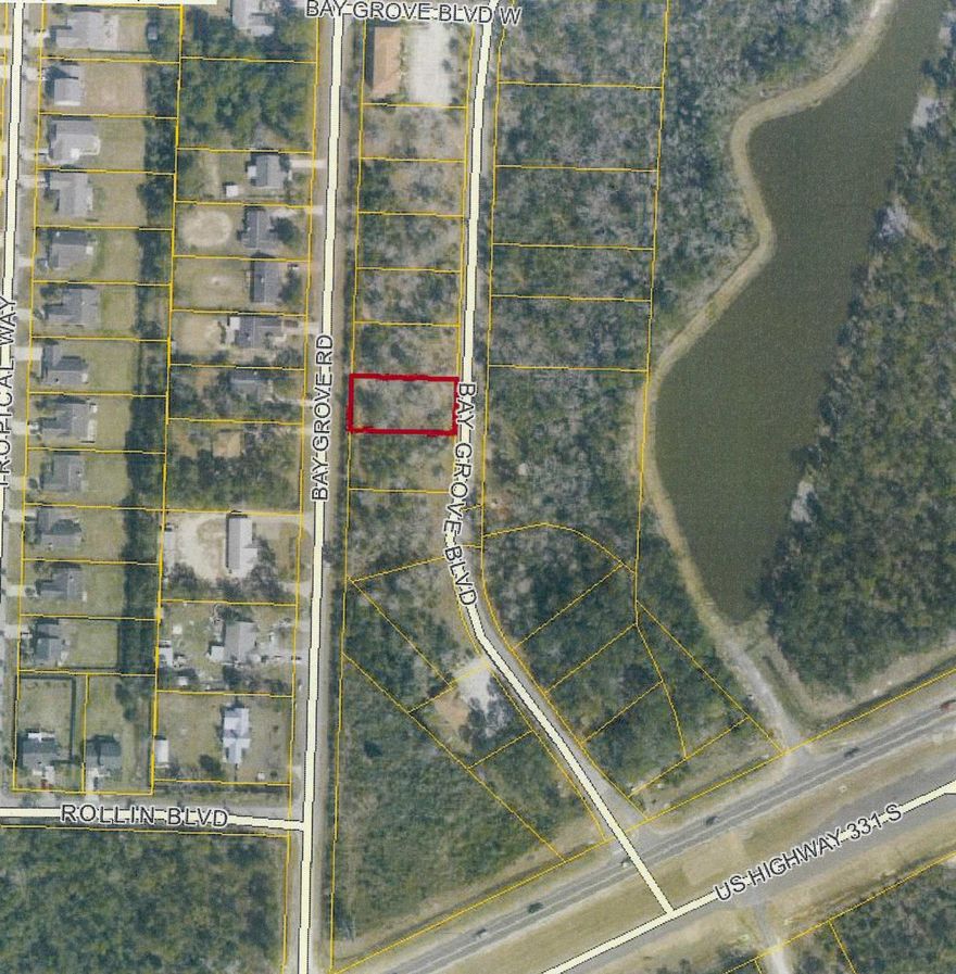 Office/Warehouse commercial lot just north of Bay. Lot 8 also available. Growing commercial area and ideal location fron South Walton. Great potential to get in early before prices climb due to growth.