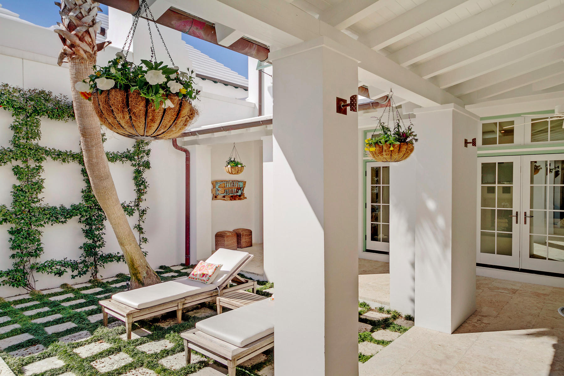 ALYS BEACH - Residential