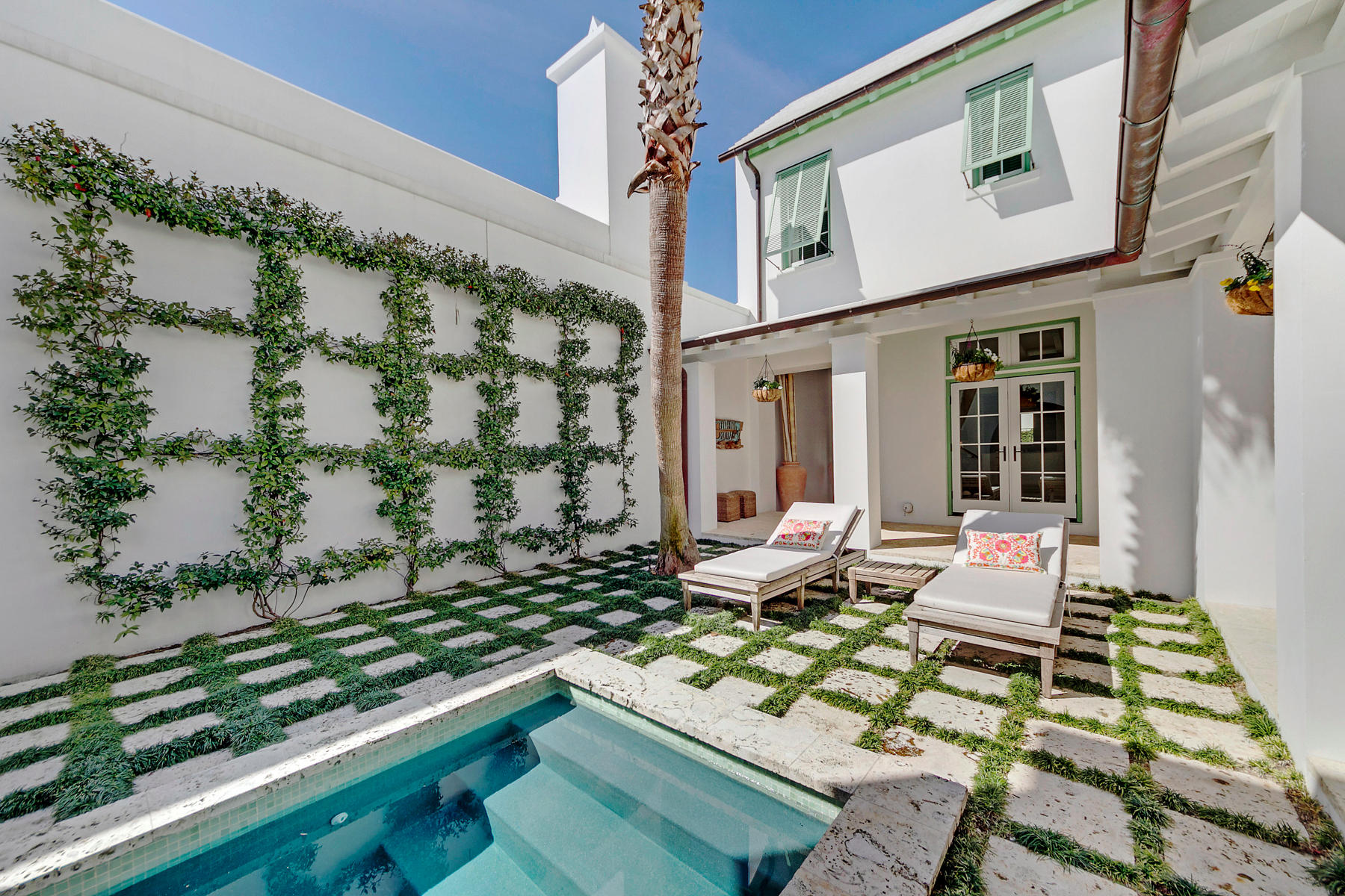 ALYS BEACH - Residential