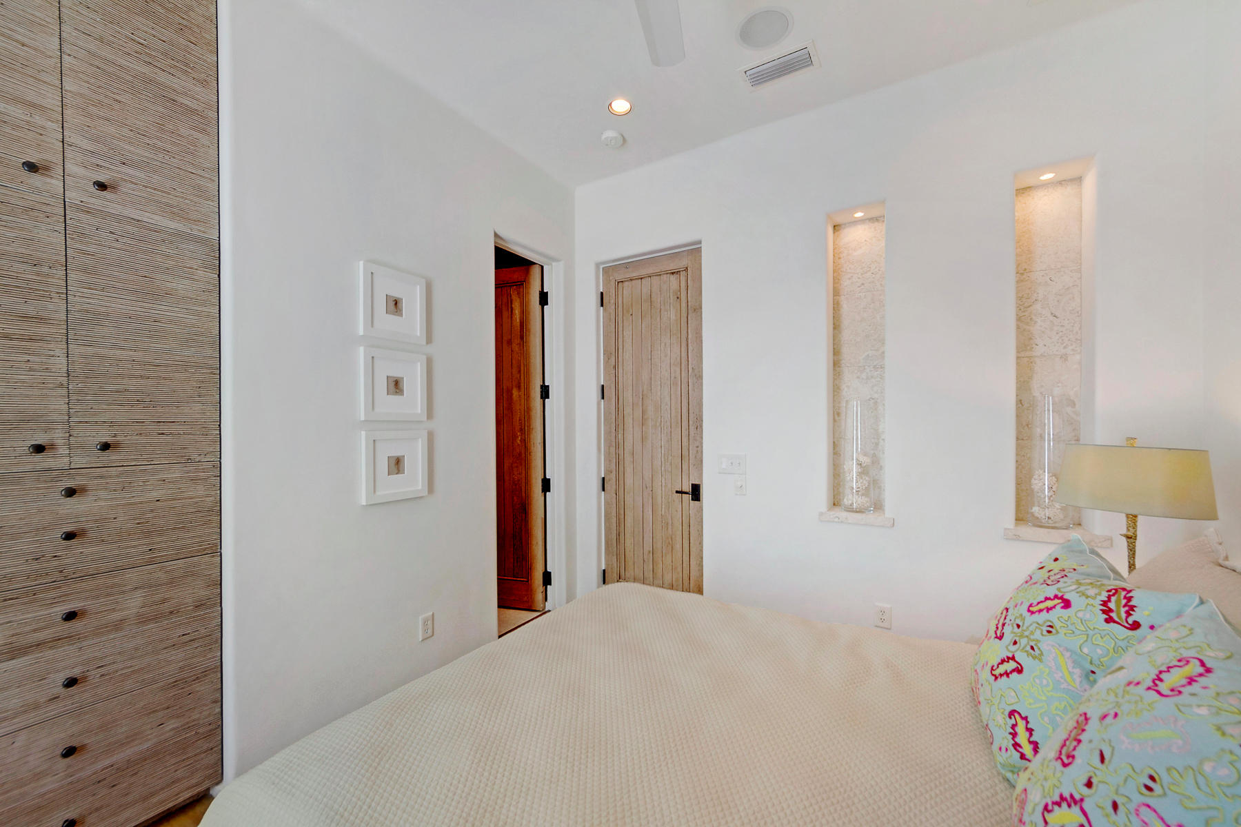 ALYS BEACH - Residential