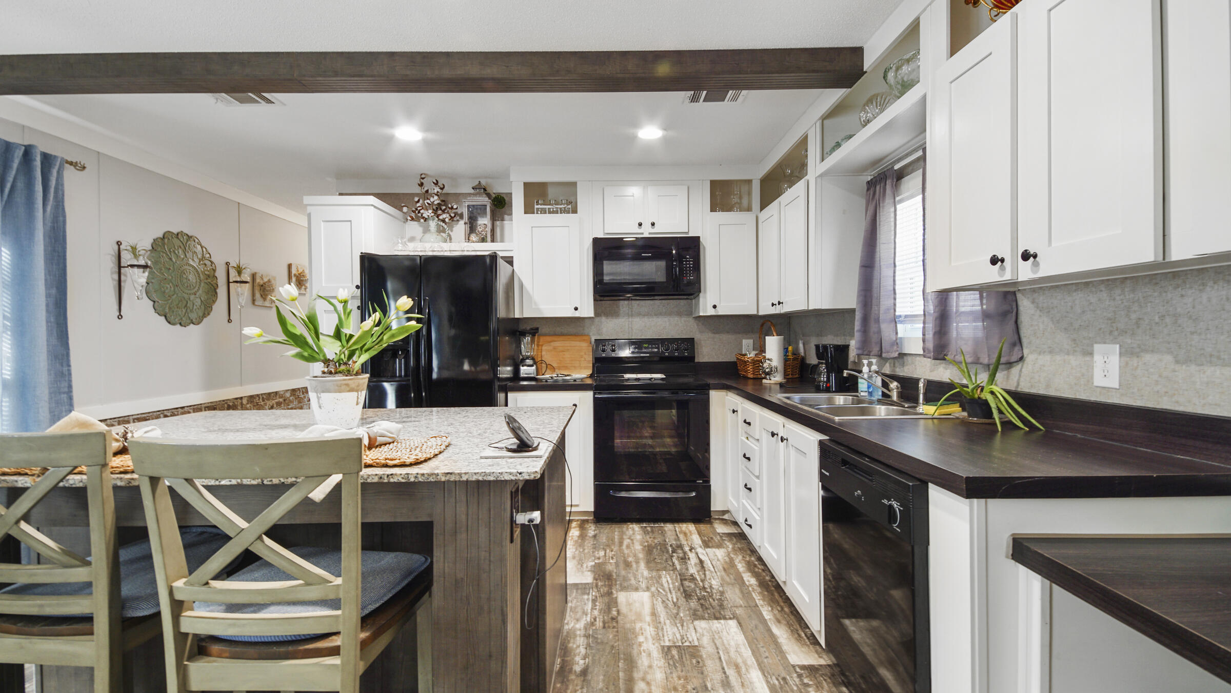 OAKWOOD HILLS - Residential