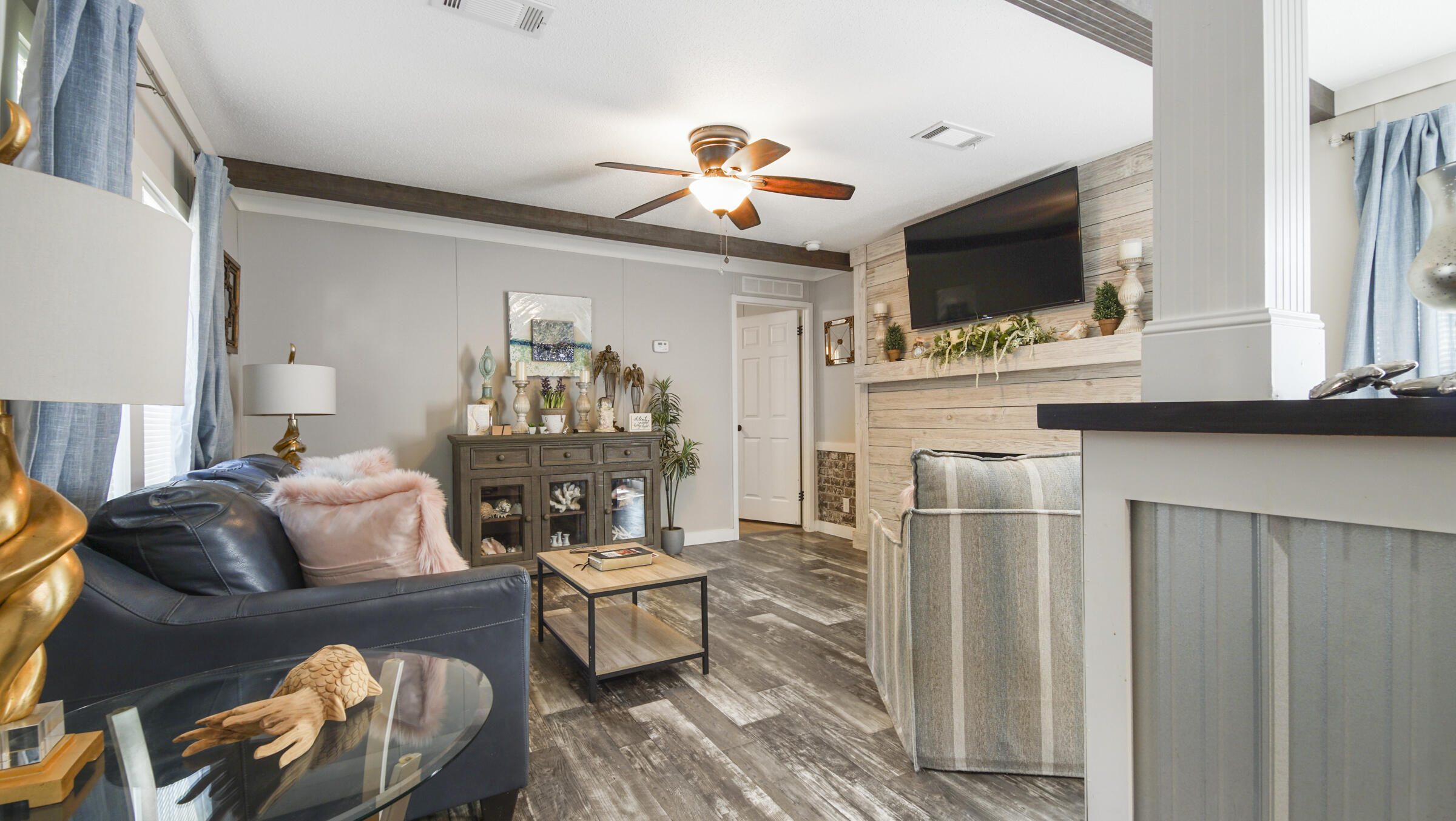 OAKWOOD HILLS - Residential