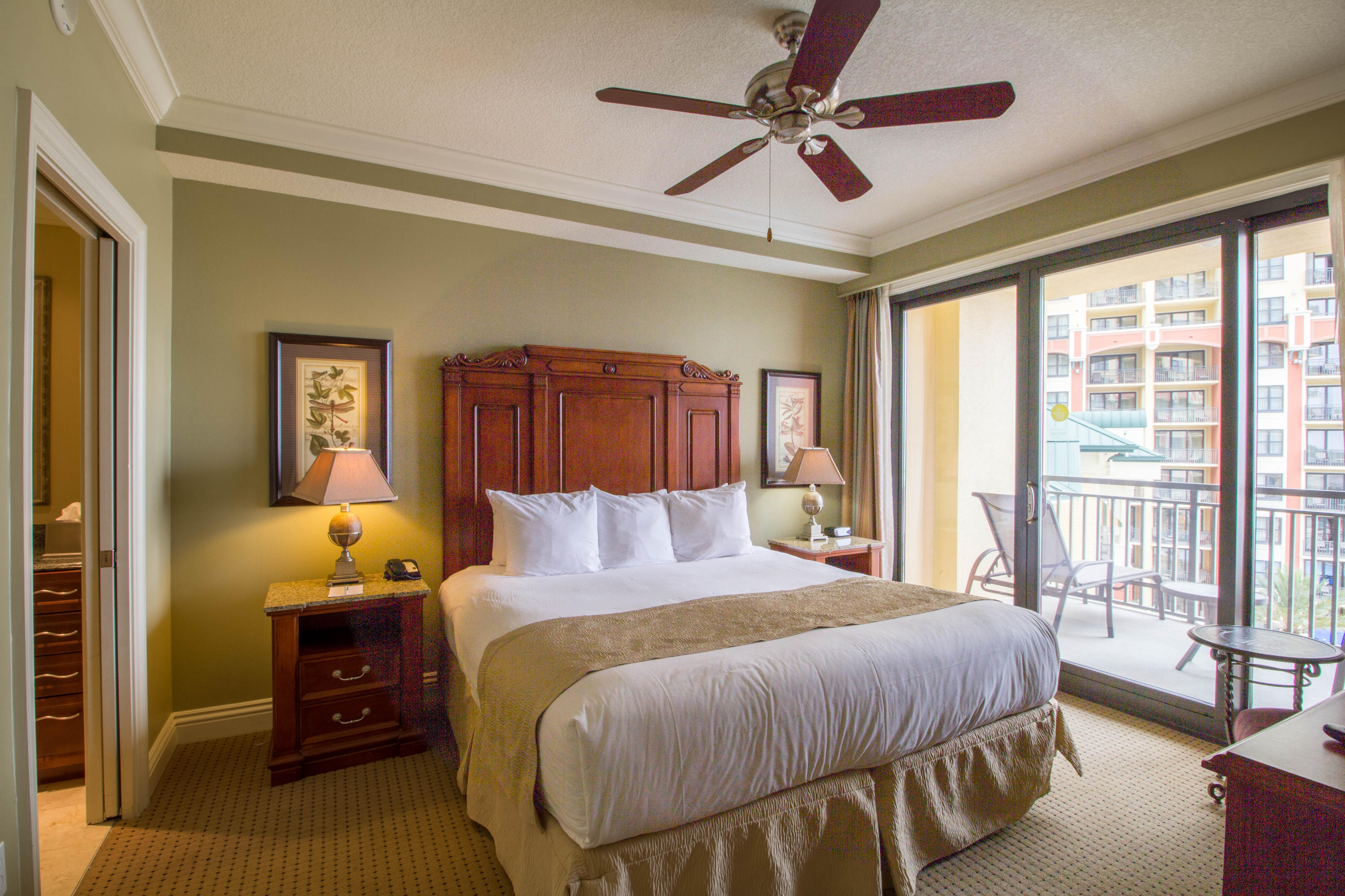 EMERALD GRANDE - Residential