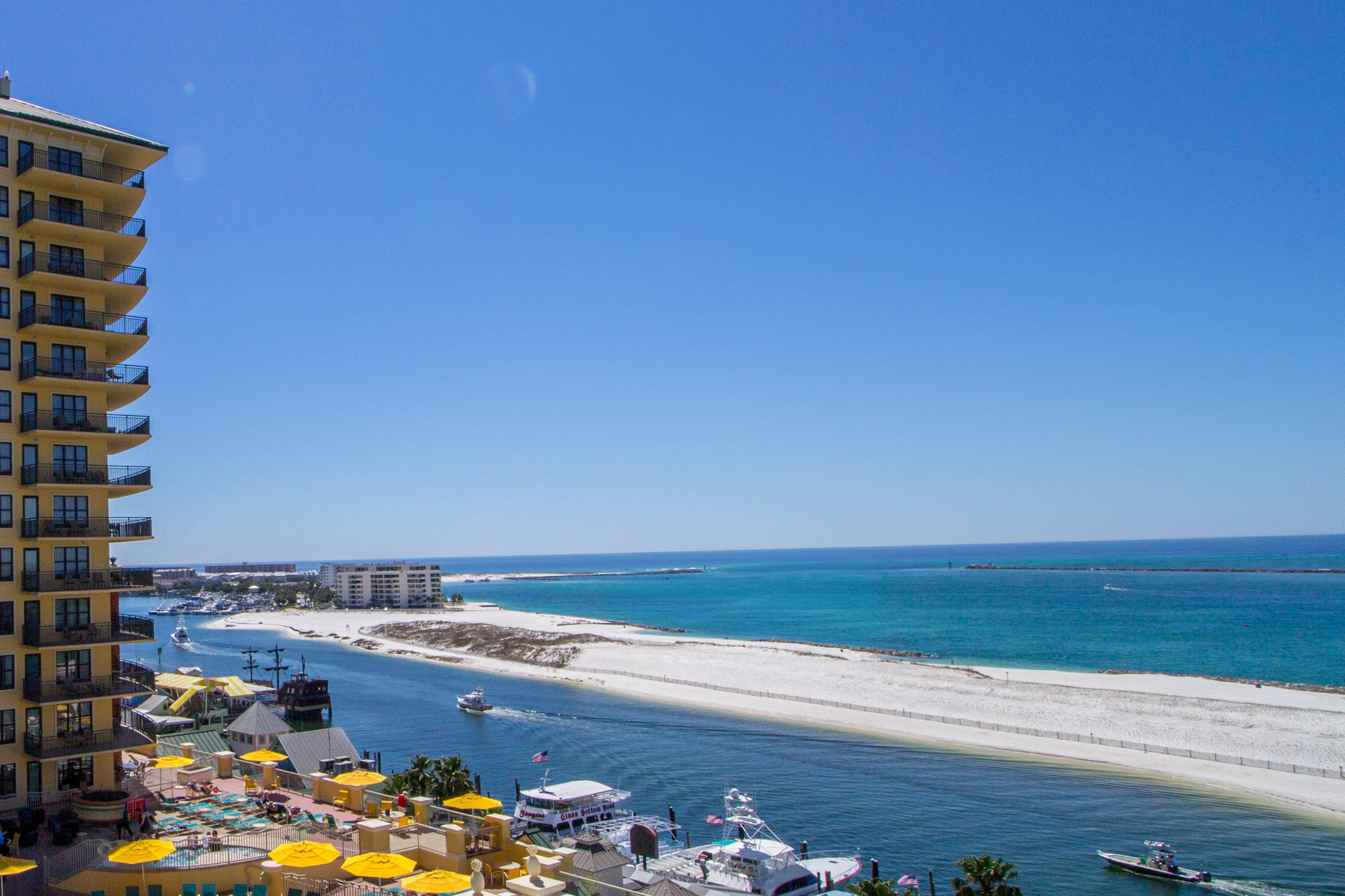 EMERALD GRANDE - Residential