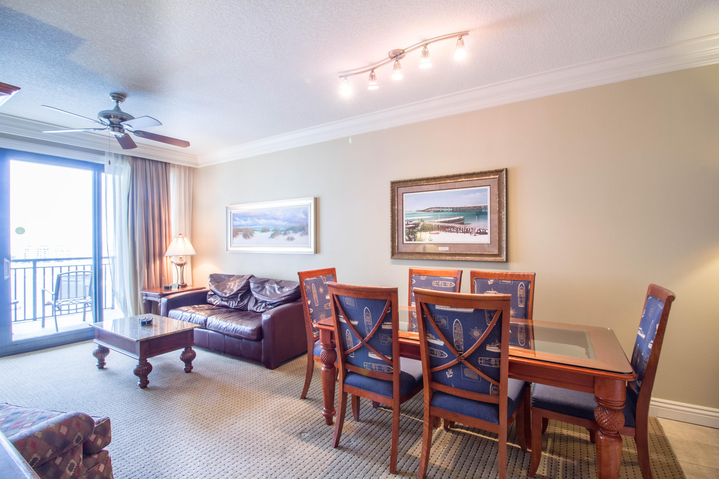 EMERALD GRANDE - Residential