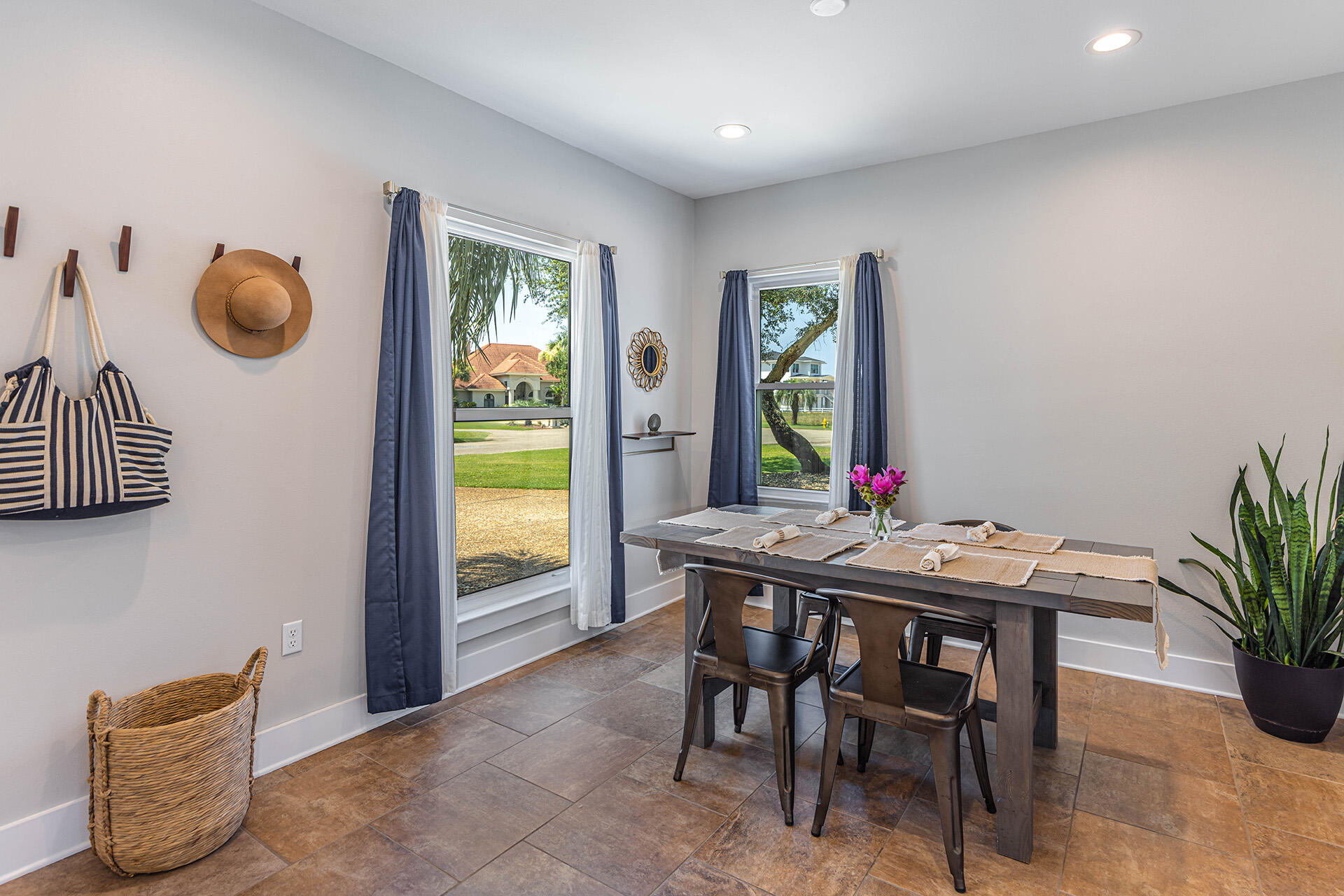 DAVID'S LANDING - Residential