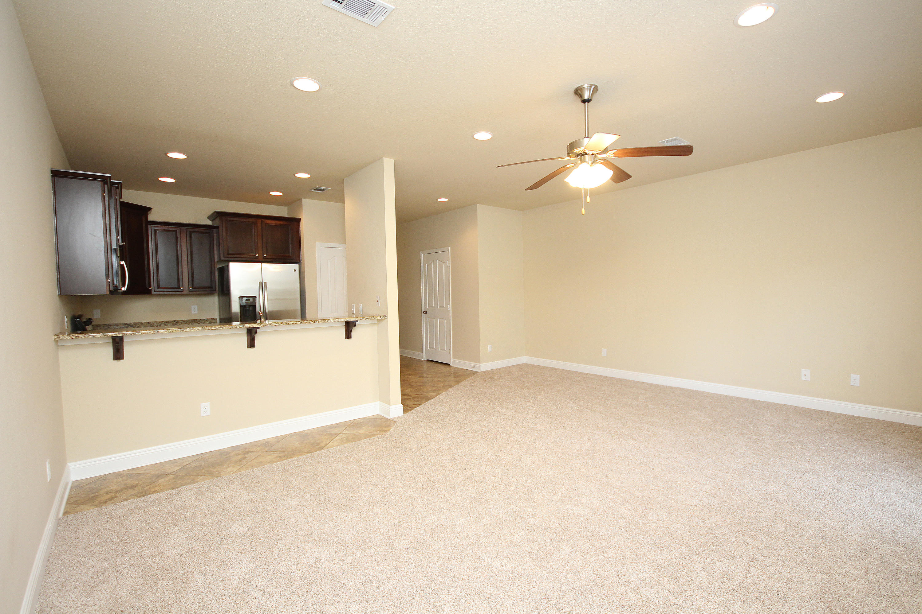 RESERVE POINTE - Residential