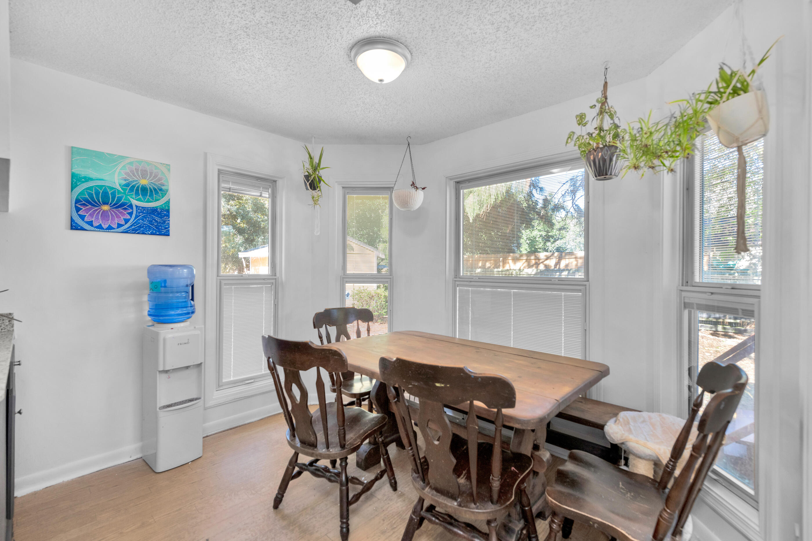 HOLLEY BY THE SEA - Residential