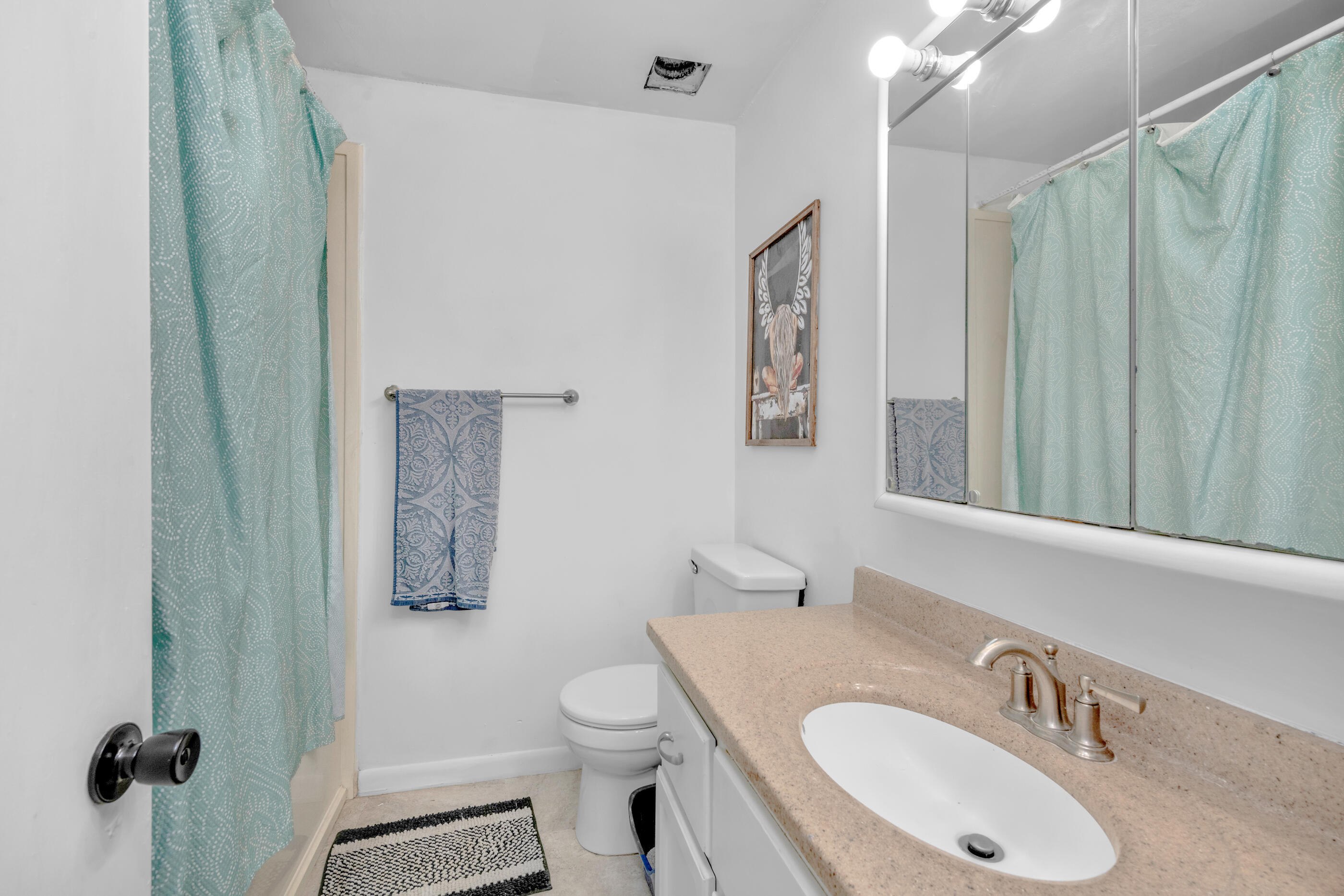 HOLLEY BY THE SEA - Residential