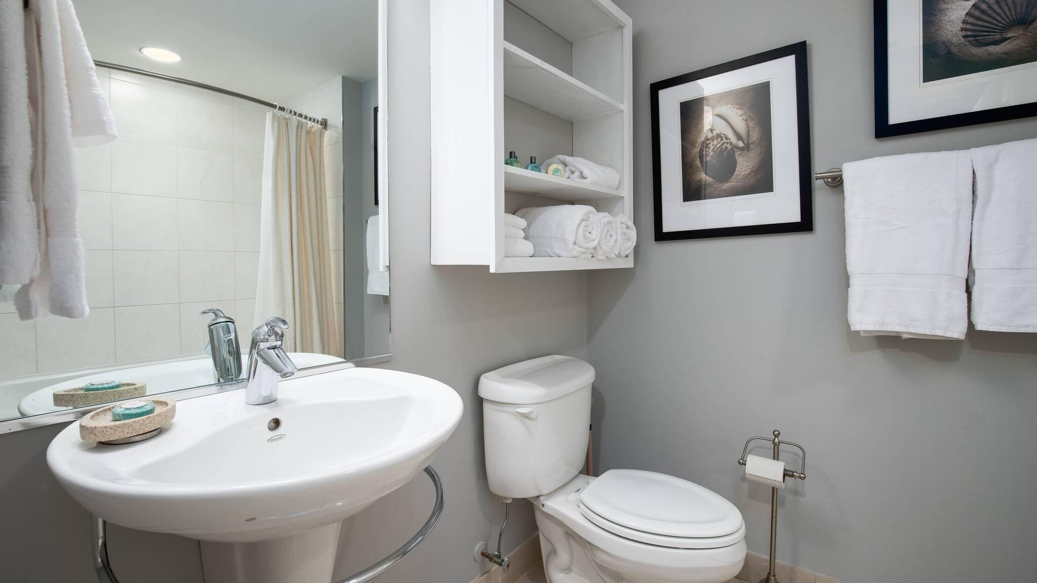 BAHIA CONDO - Residential
