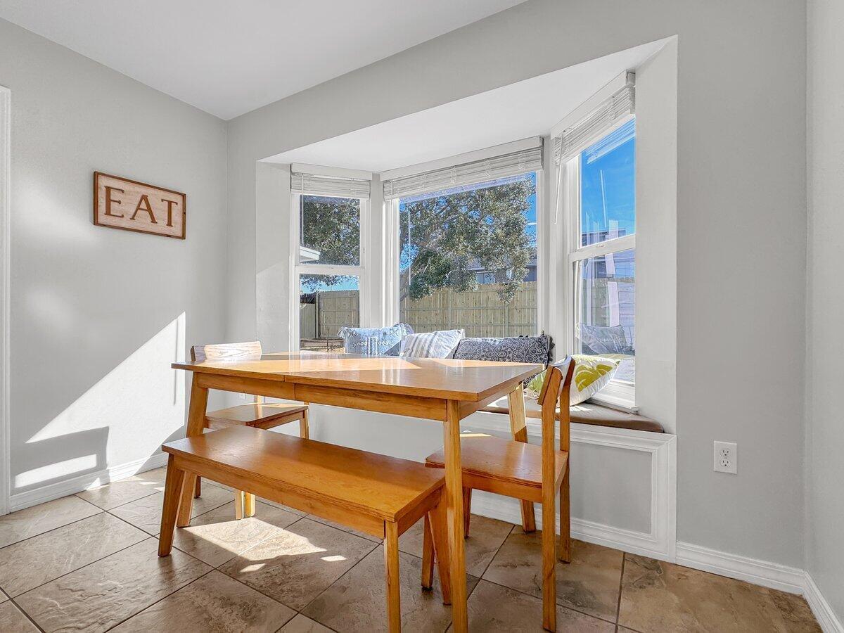 HARBOR BREEZE - Residential