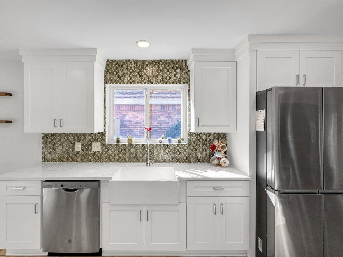 HARBOR BREEZE - Residential