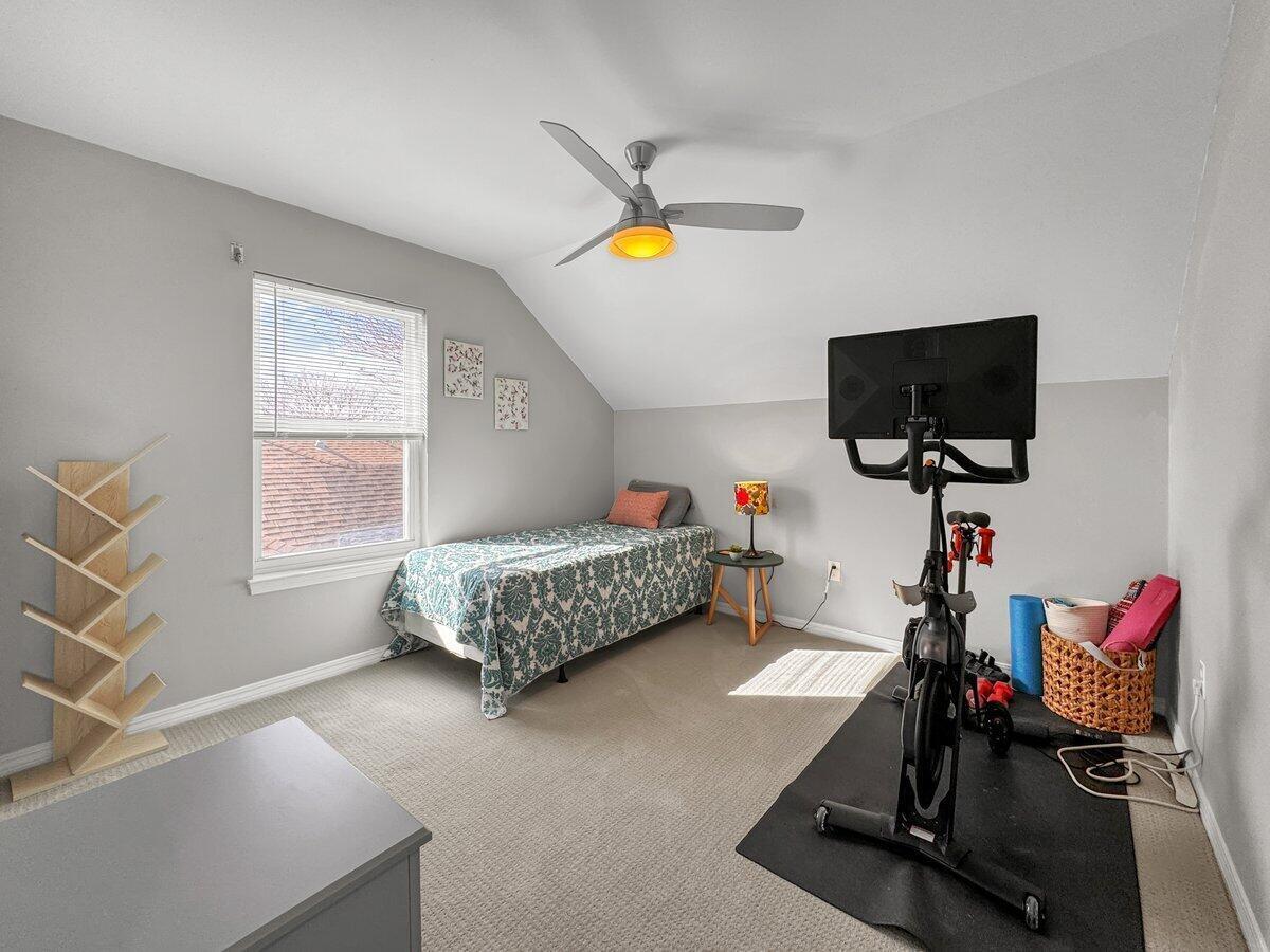 HARBOR BREEZE - Residential