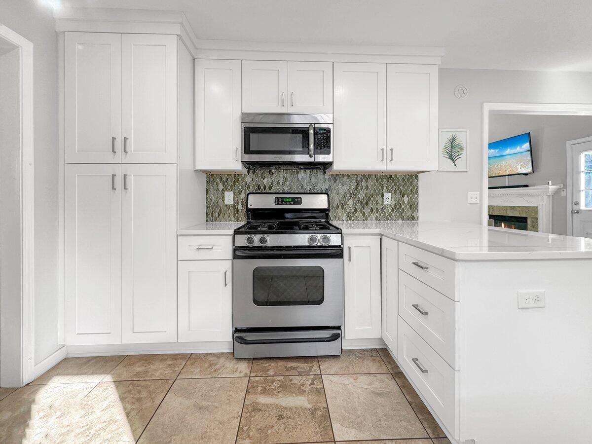 HARBOR BREEZE - Residential