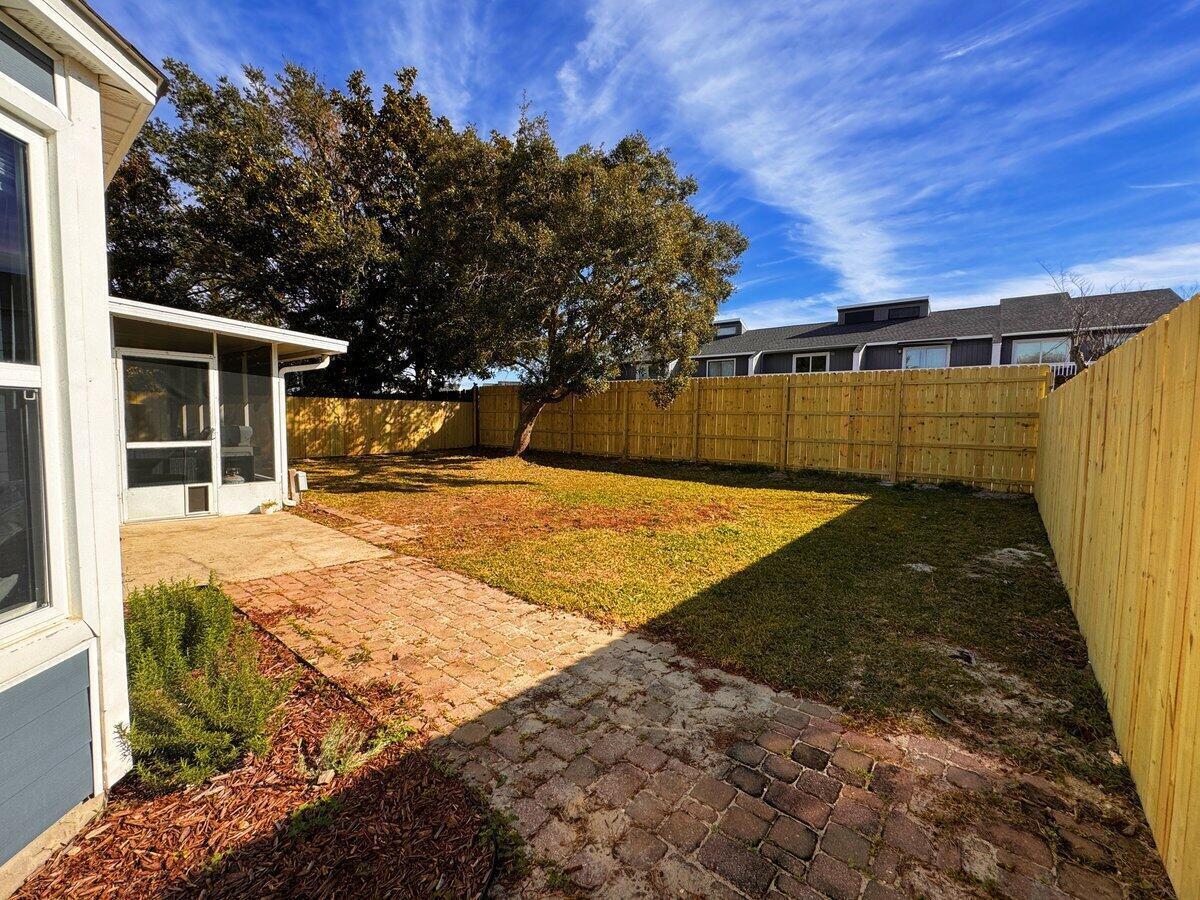 HARBOR BREEZE - Residential