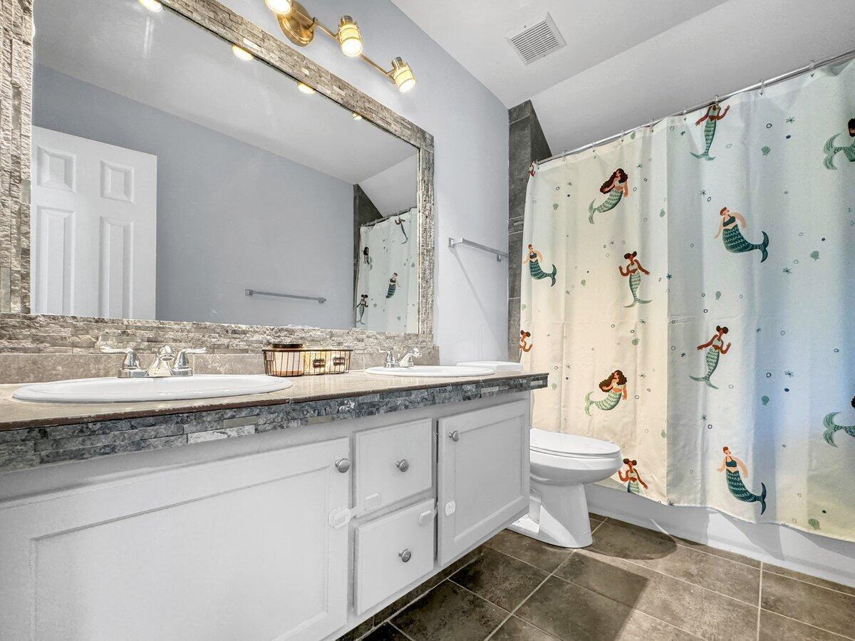 HARBOR BREEZE - Residential