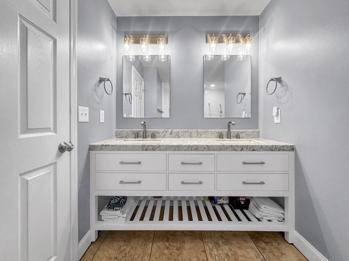 HARBOR BREEZE - Residential