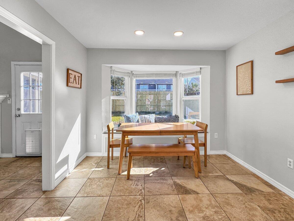 HARBOR BREEZE - Residential