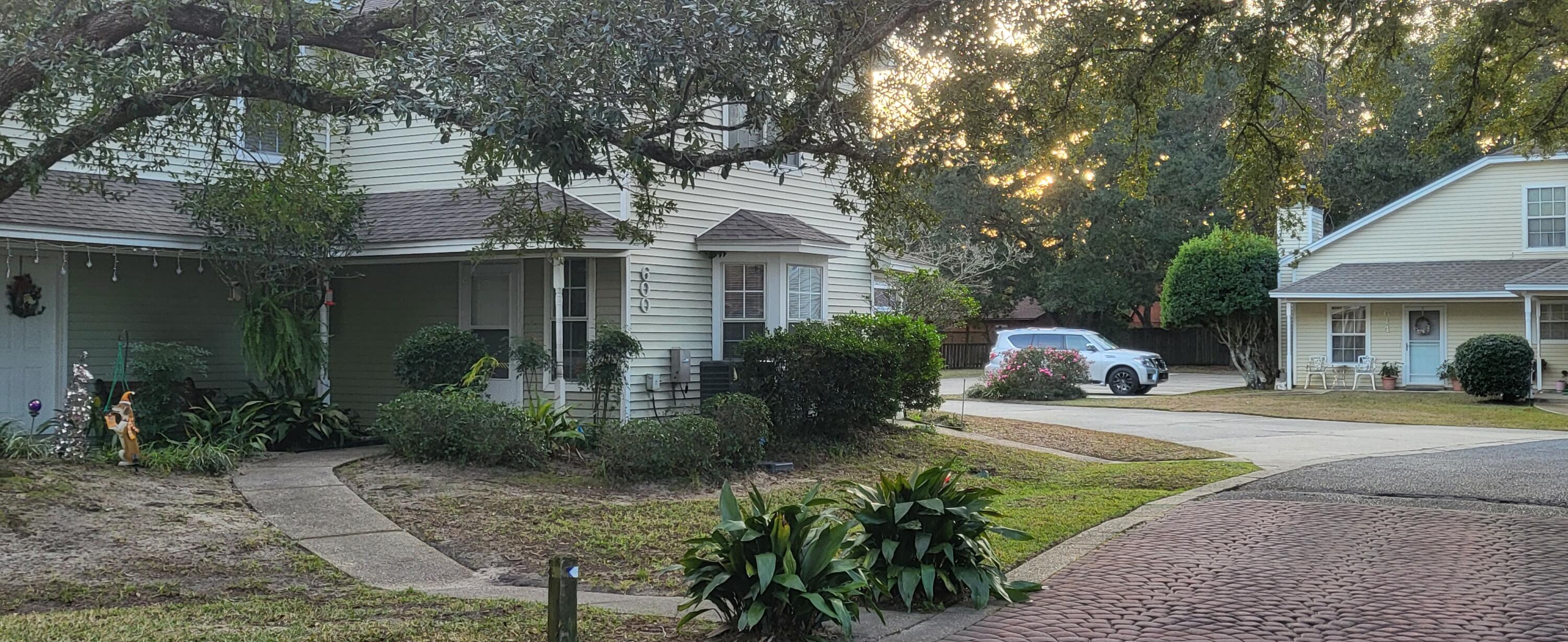 Emerald Gardens - Residential