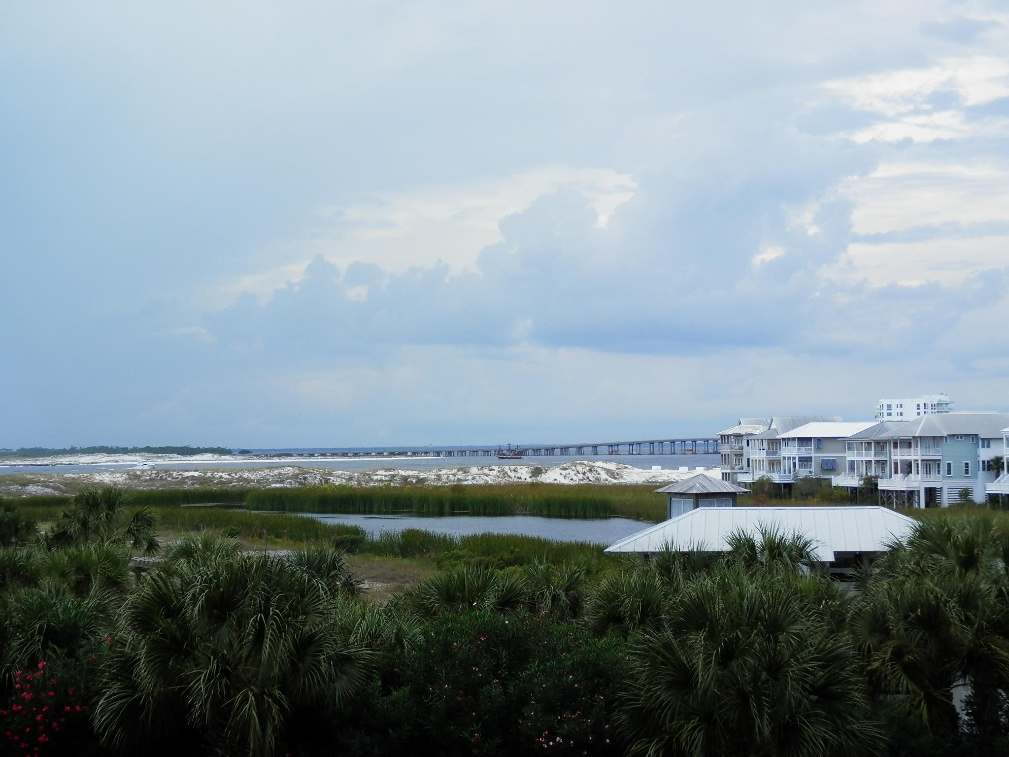 JETTY EAST CONDO - Residential