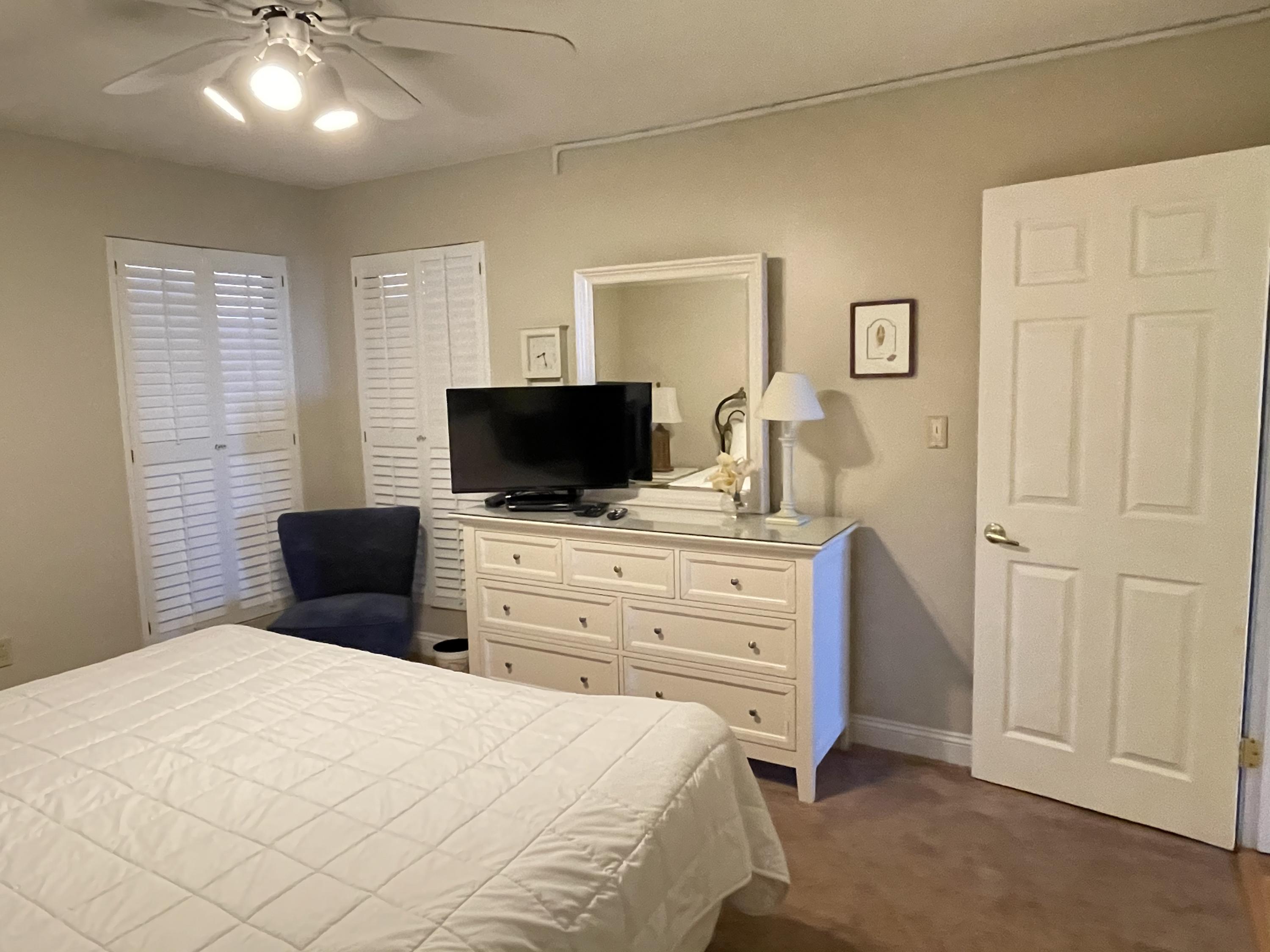 JETTY EAST CONDO - Residential