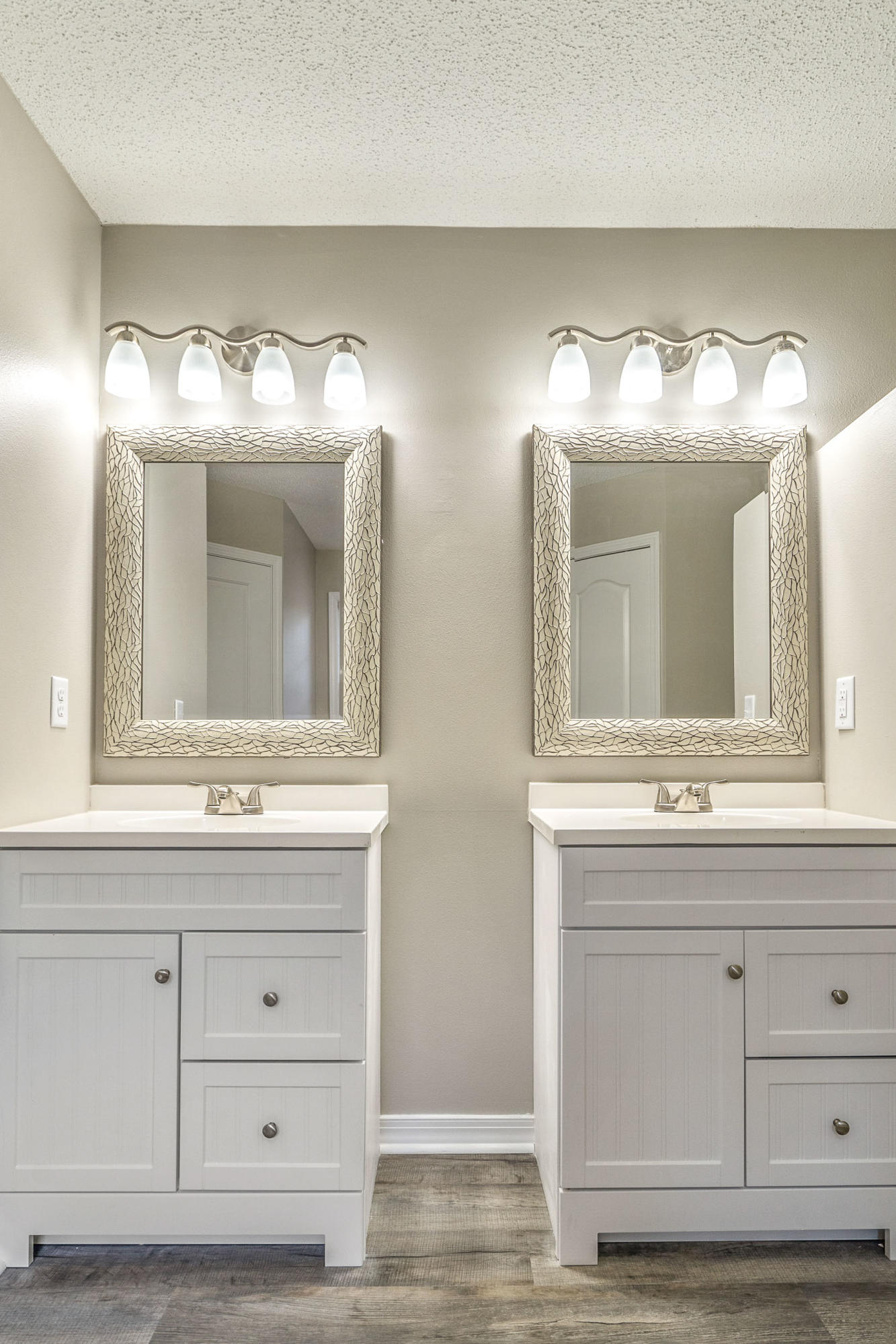 HOMESTEAD MANOR S/D - Residential