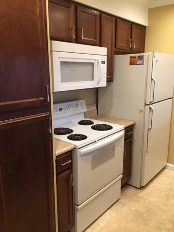 FAIR OAKS VILLAGE CONDO Bldg C Unit 5 - Residential Lease