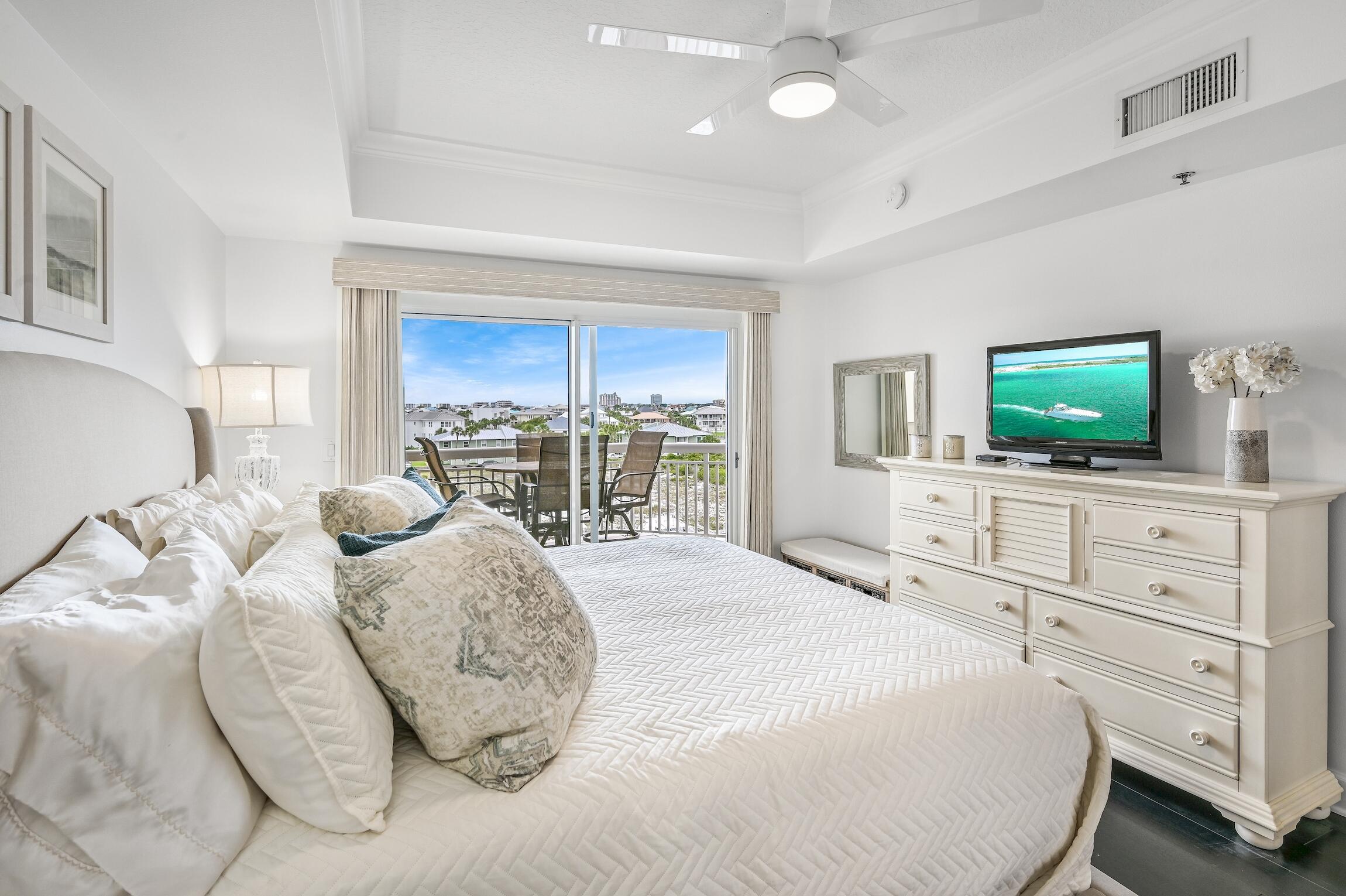 HARBOR LANDING - Residential