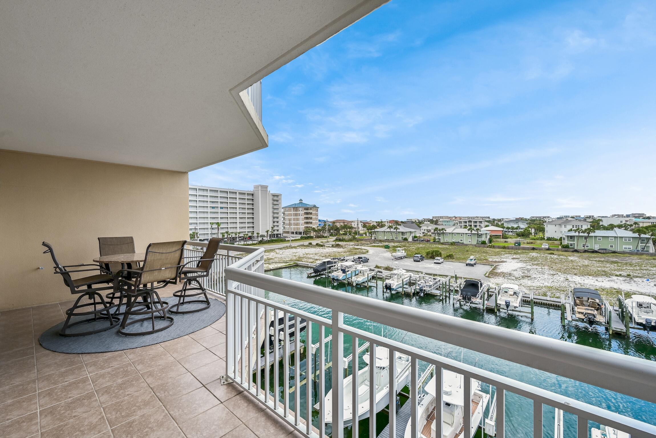 HARBOR LANDING - Residential