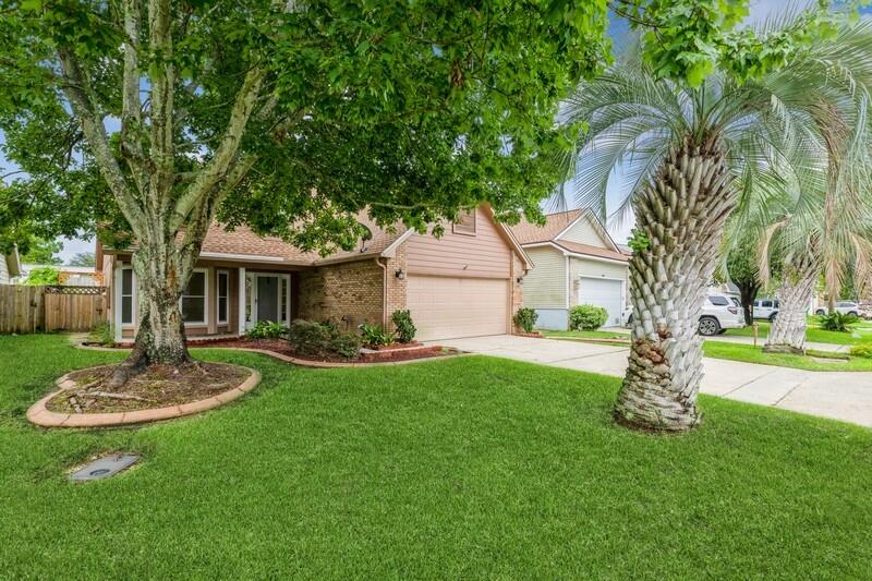 BROOKWOOD - Residential