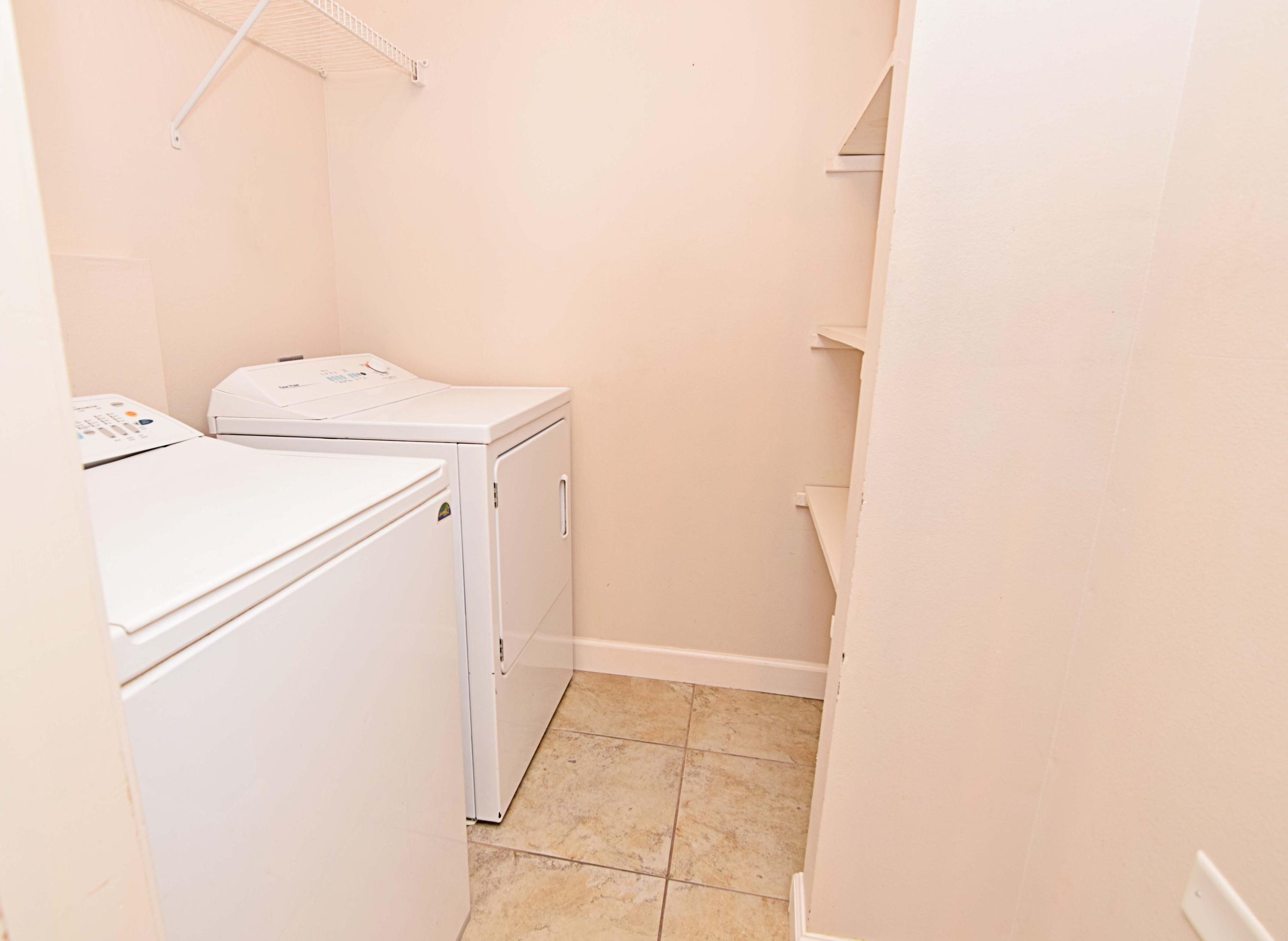 SHAY LIN TOWNHOMES - Residential