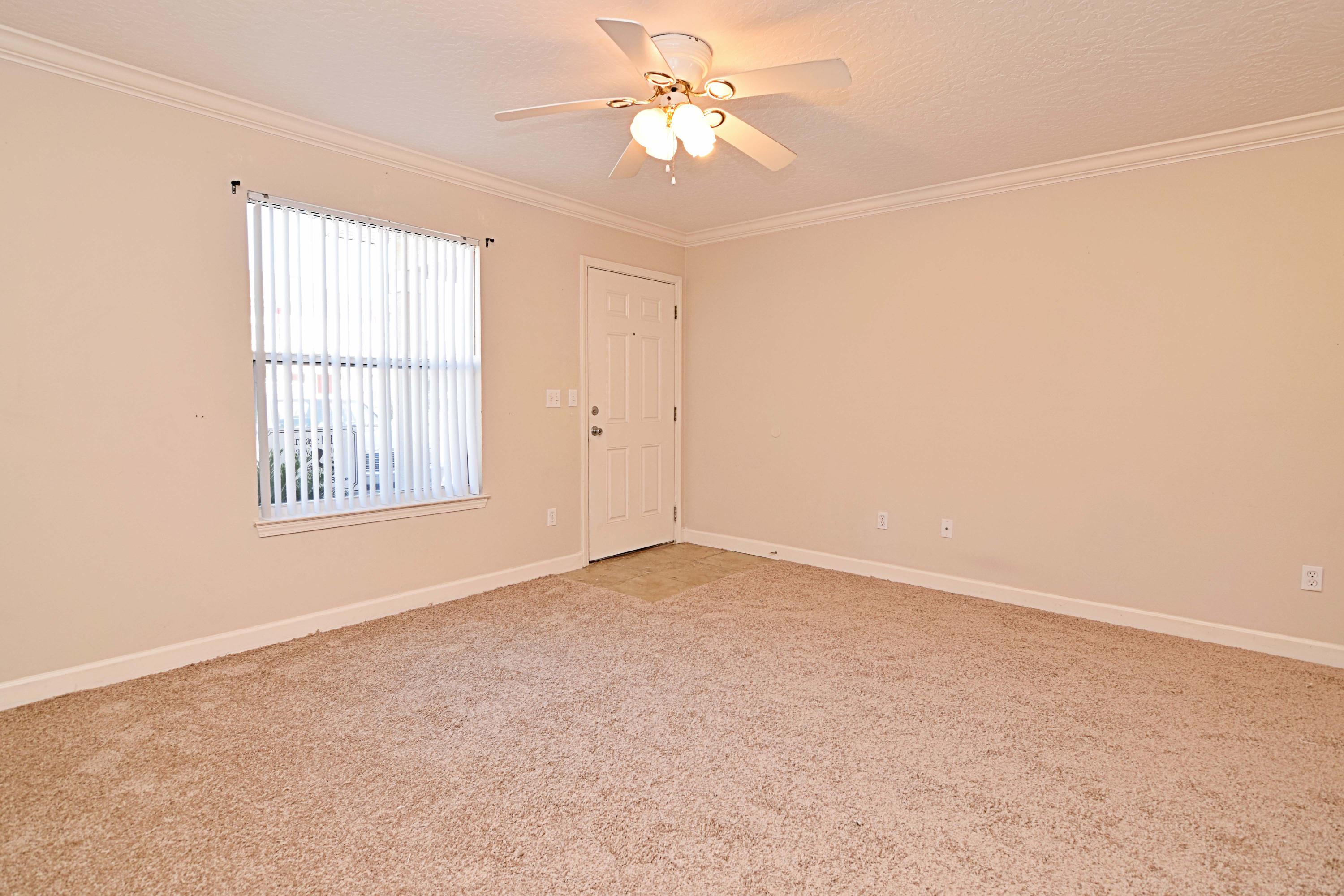 SHAY LIN TOWNHOMES - Residential