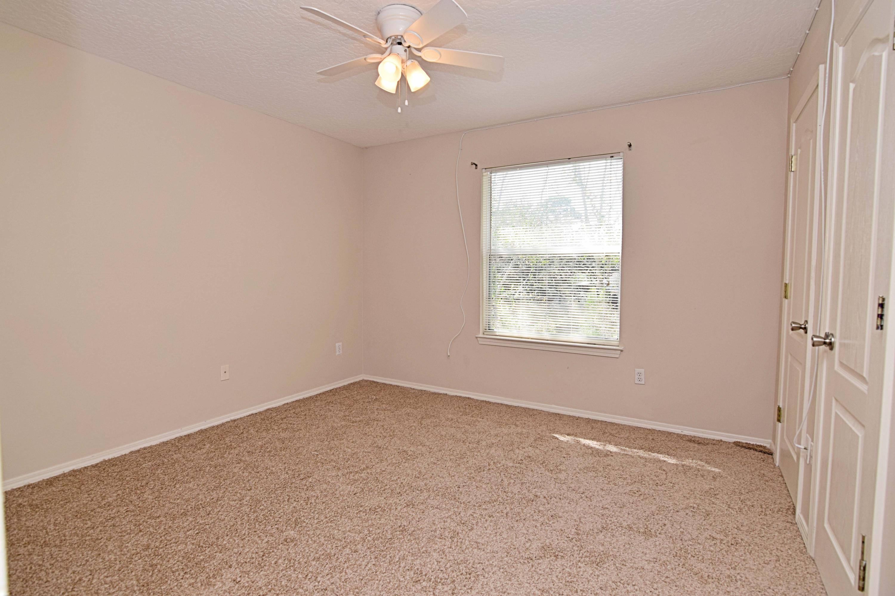 SHAY LIN TOWNHOMES - Residential