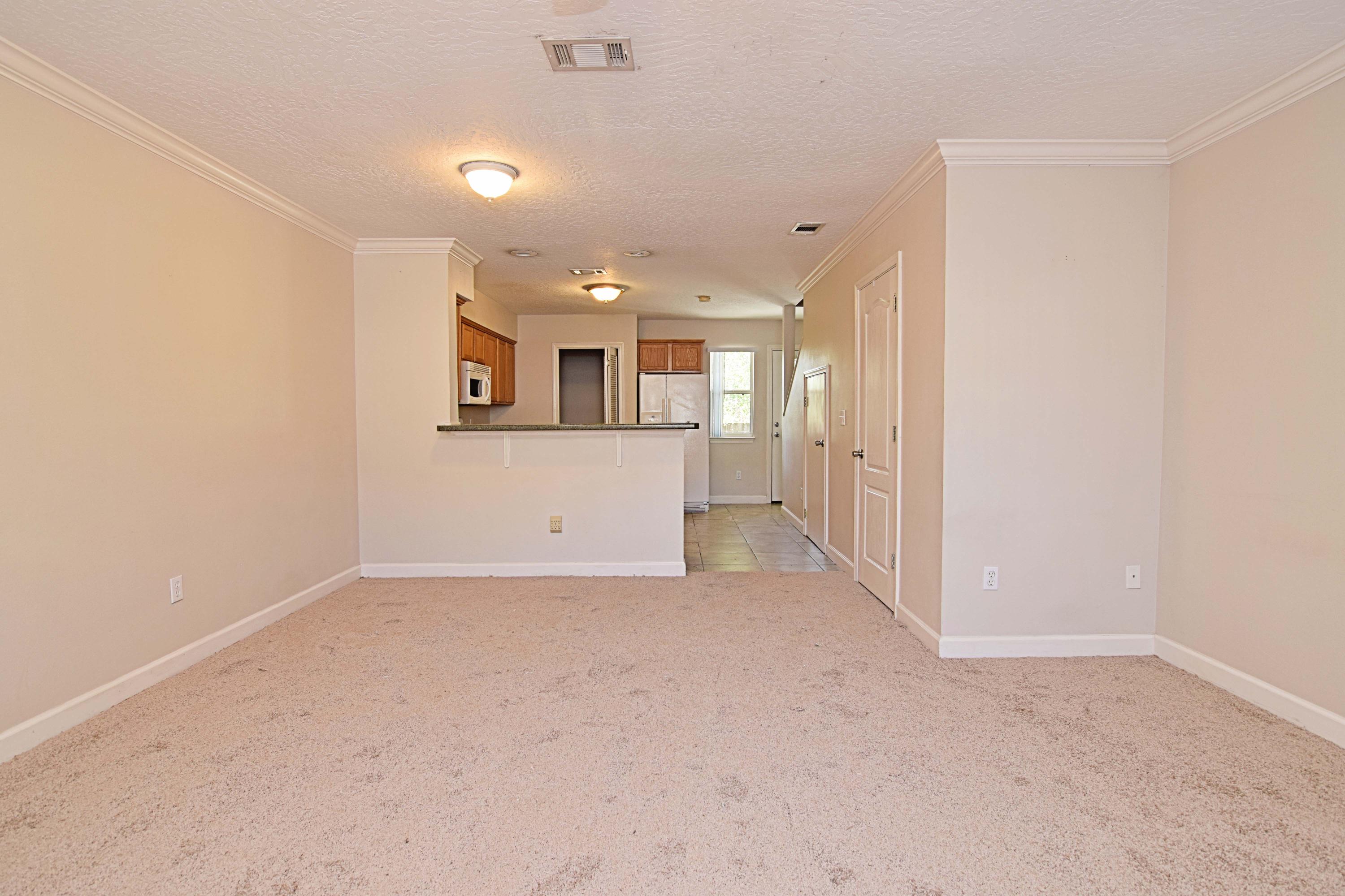 SHAY LIN TOWNHOMES - Residential