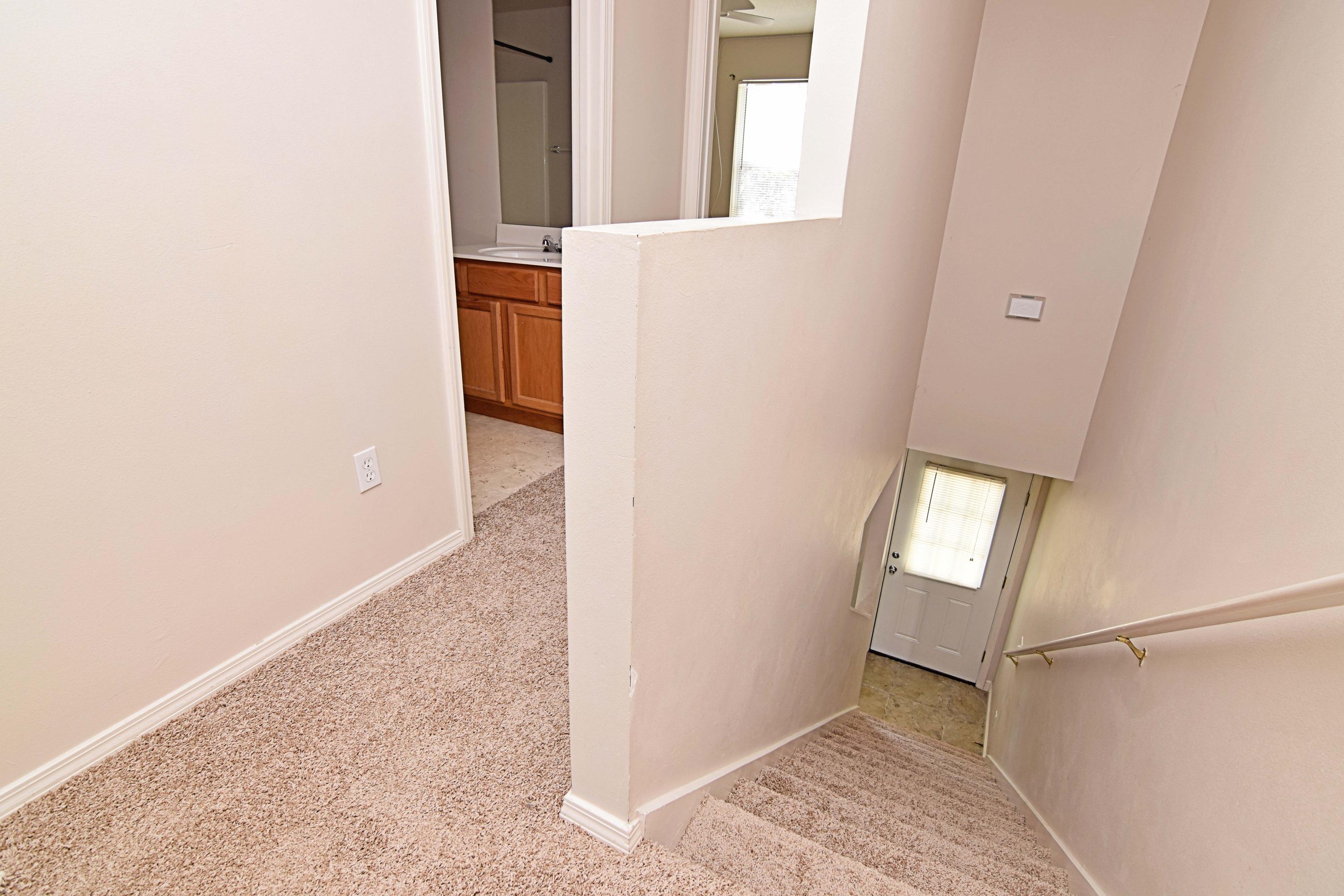 SHAY LIN TOWNHOMES - Residential