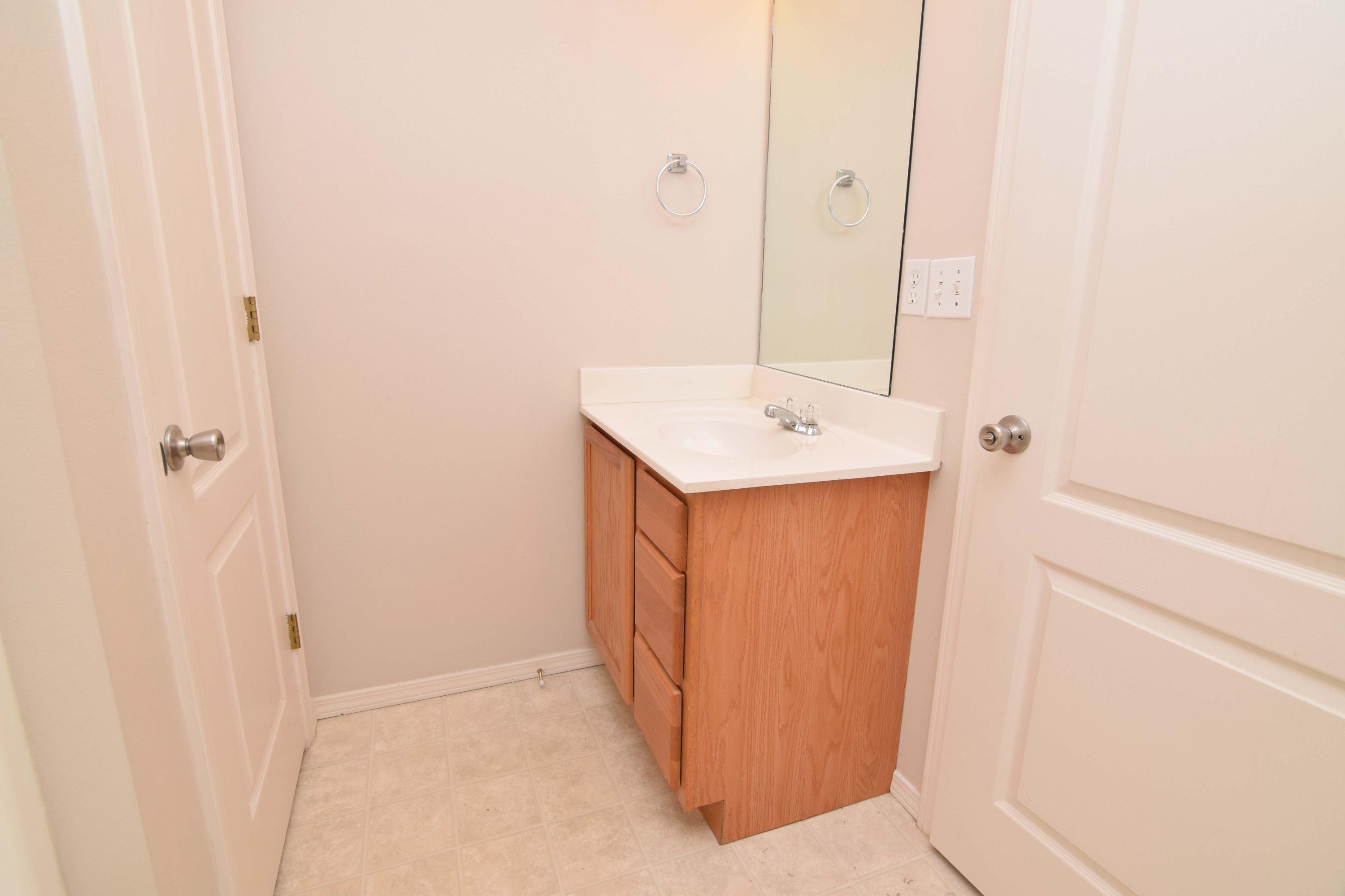 SHAY LIN TOWNHOMES - Residential