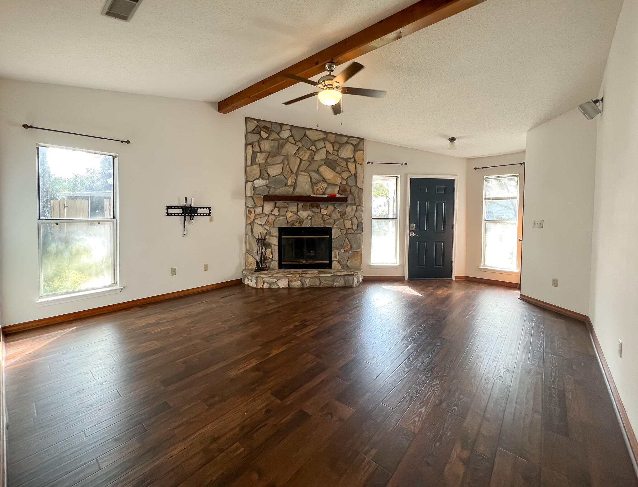 BLUE PINE VILLAGE PH 1 - Residential