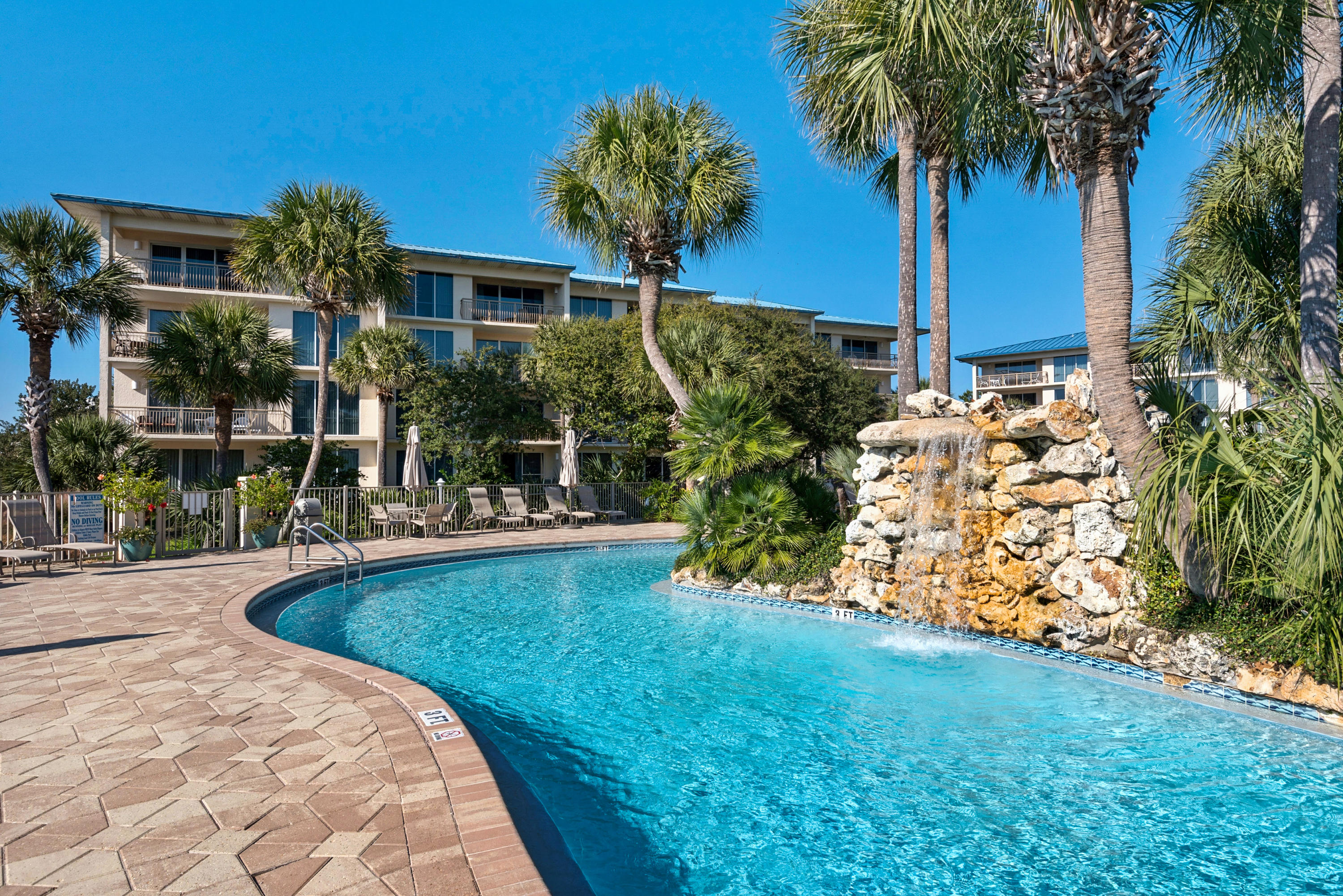 HIGH POINTE RESORT CONDO - Residential