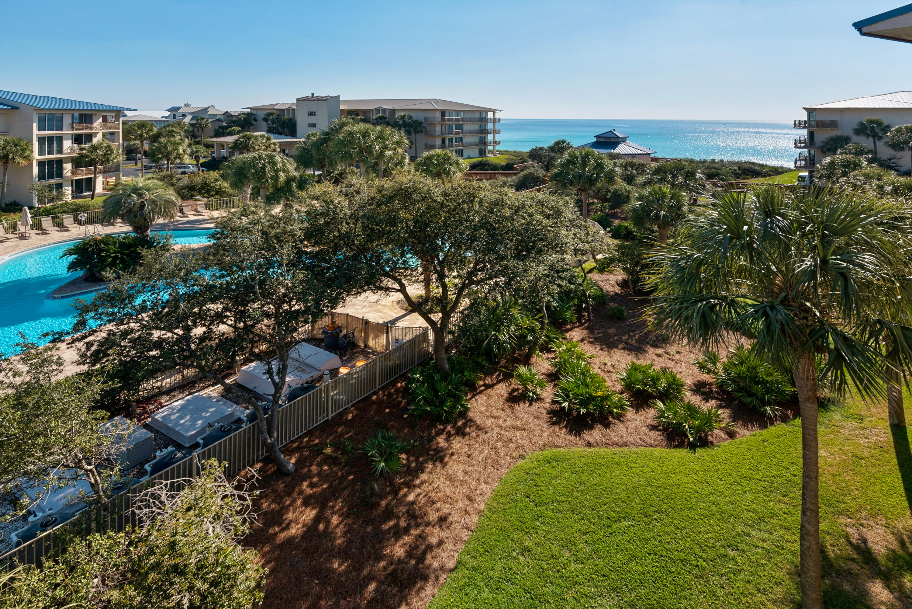 HIGH POINTE RESORT CONDO - Residential