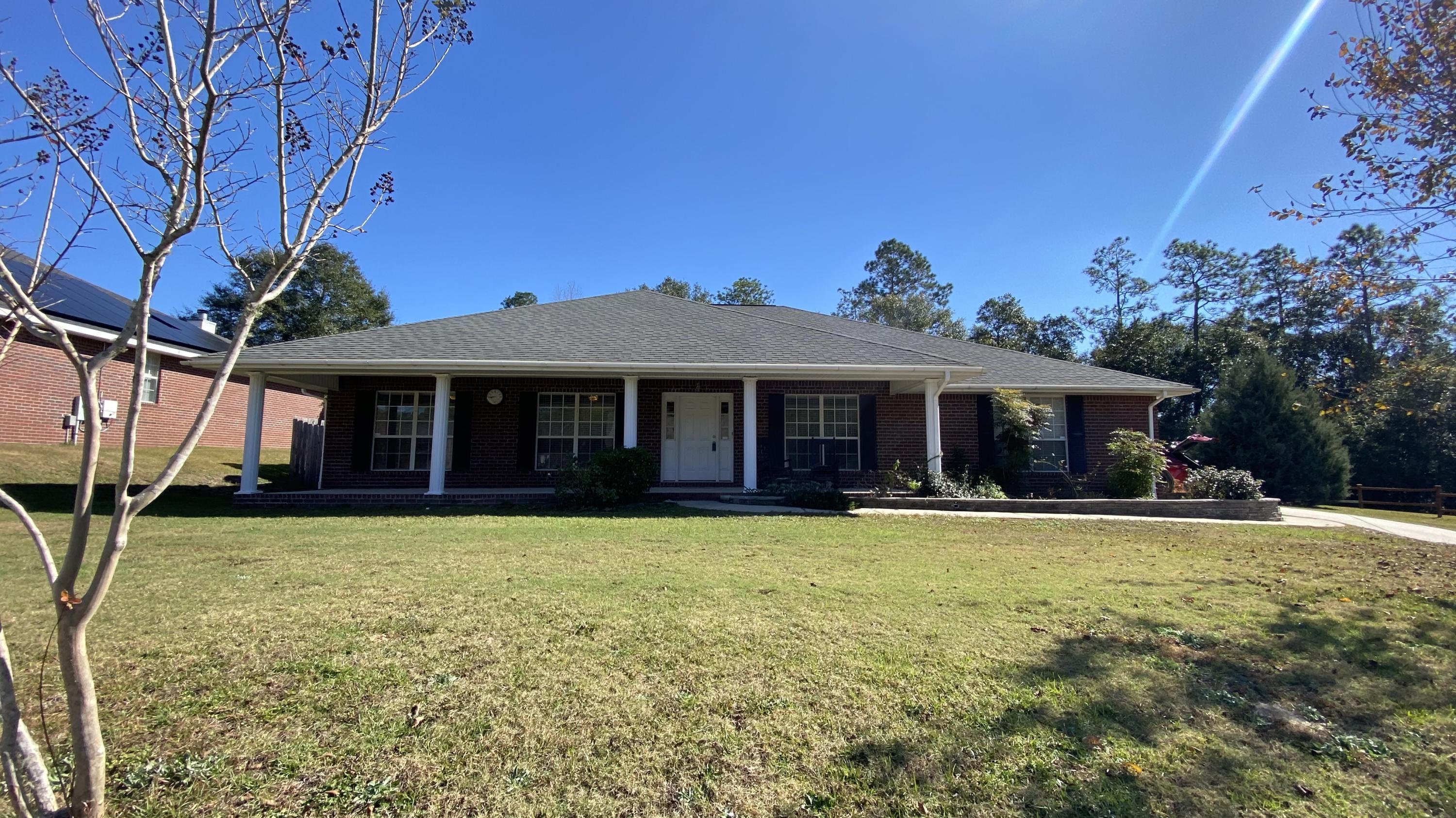 Spacious 4 bedroom 3 full bath home on .31 acres with a large covered front porch. The Huge Kitchen has updated lighting, tile floors, breakfast bar, built in desk, island, large breakfast nook, Walk in pantry, large laundry. Great room with its wood burning fireplace, vaulted ceilings and access to back yard. You will love the French doors leading into the Formal Dining room with its hardwood flooring. Need an 𝗢𝗙𝗙𝗜𝗖𝗘 for homeschooling or working from home... got that covered. The split floor plan is ideal with 3 bedrooms sharing 2 full baths plus extra storage with 2 hall closets. The master bedroom boast new carpet, walk in closet, double vanity, separate shower and whirlpool tub. Pride shows in this home.. 𝗖𝗛𝗘𝗖𝗞 𝗢𝗨𝗧 𝘁𝗵𝗲 𝗙𝗘𝗔𝗧𝗨𝗥𝗘 𝗦𝗛𝗘𝗘𝗧 for all the details