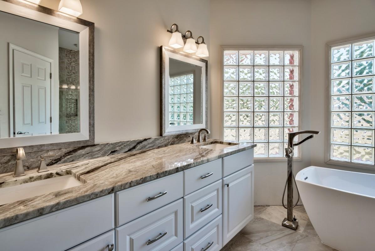 Rocky Bayou Estates - Residential