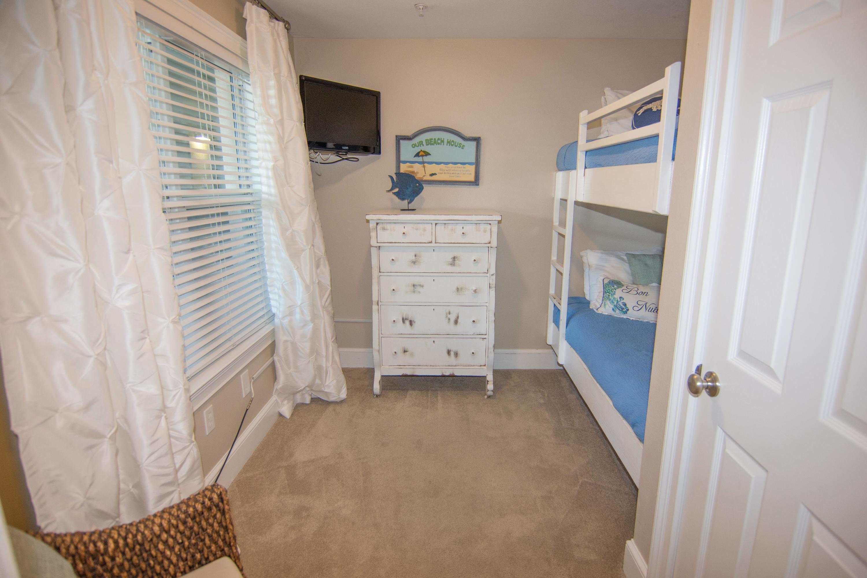 CRYSTAL DUNES CONDO - Residential