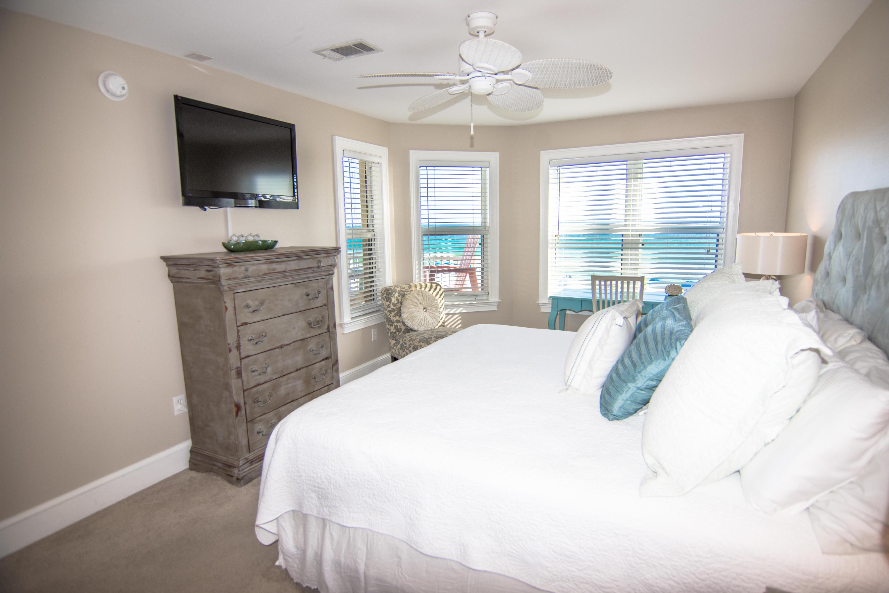CRYSTAL DUNES CONDO - Residential