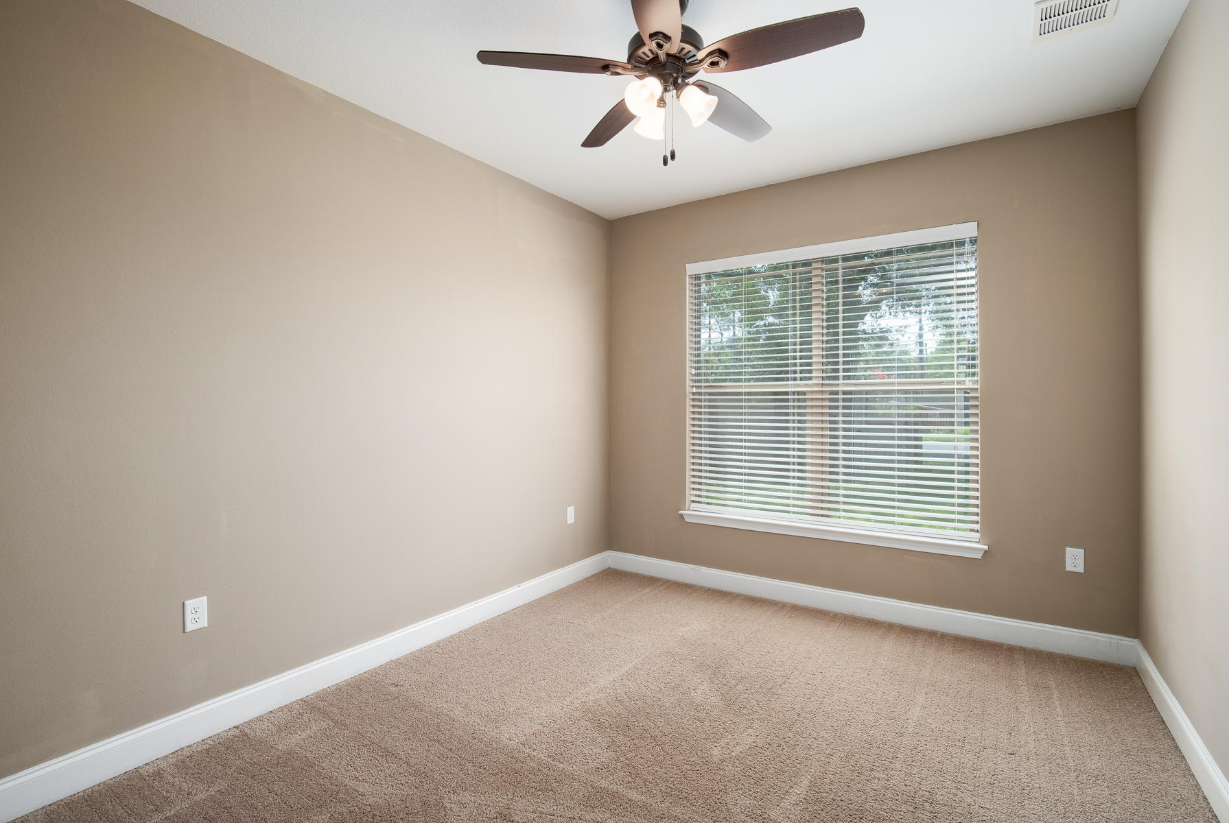 MAJESTIC OAKS - Residential