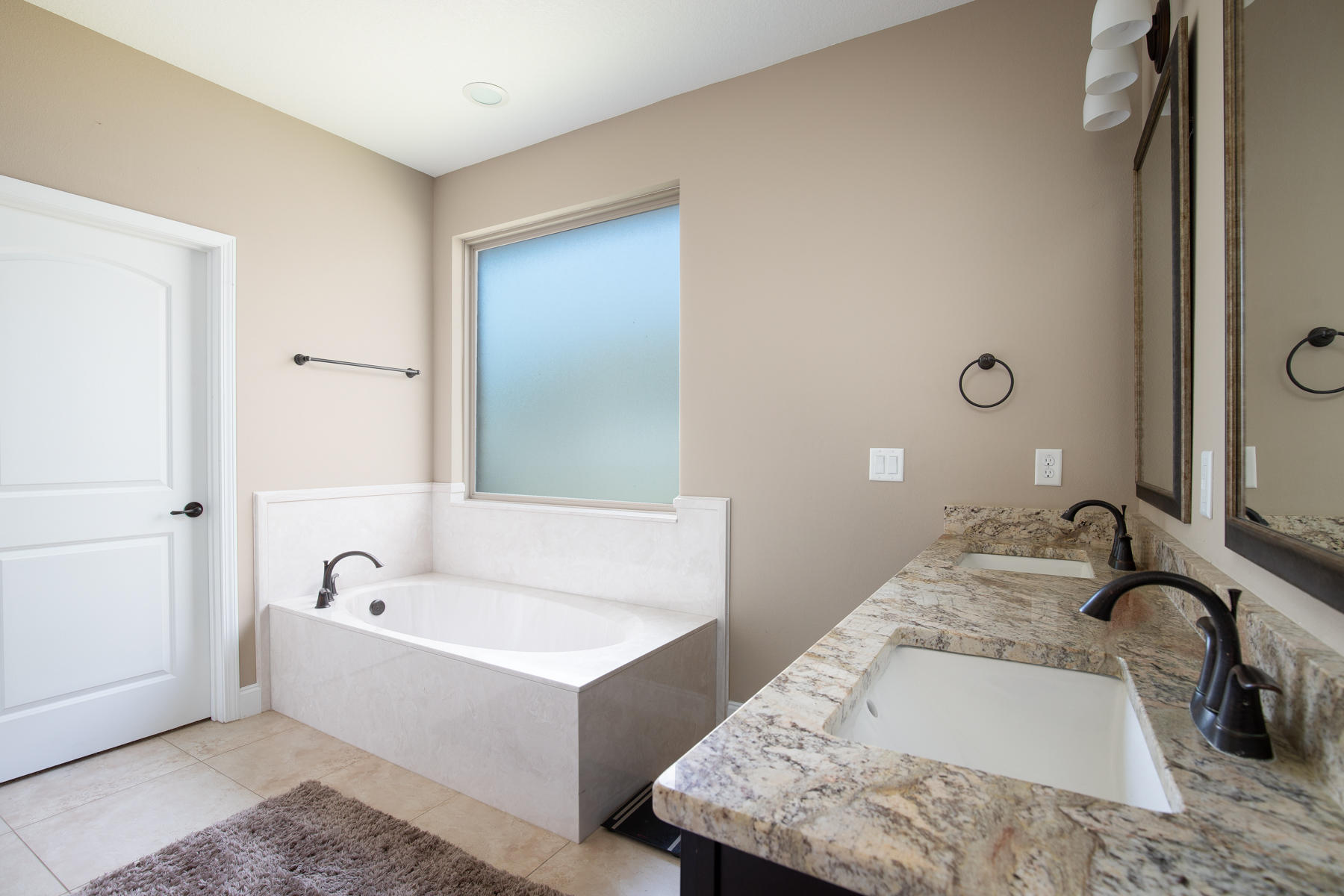 MAJESTIC OAKS - Residential